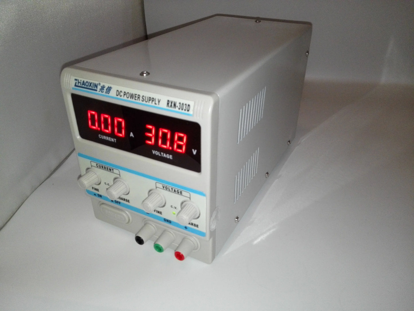 RXN-303D Zhaoxin Linear Adjustable DC Power Supply 30V 3A product image 3