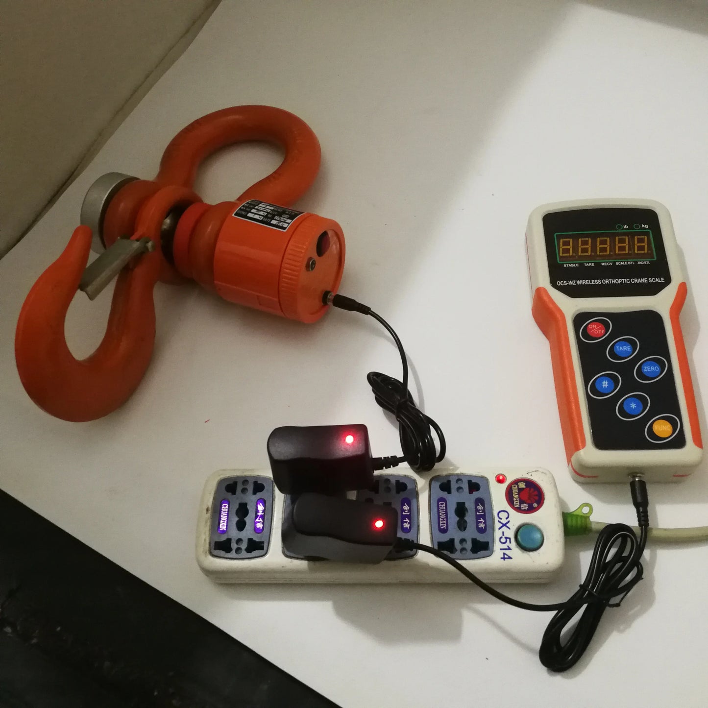 Wireless Digital Crane Scale 2T/3T 2000kg 3000kg Heavy Duty Industrial Hanging Scale with product detail image 5