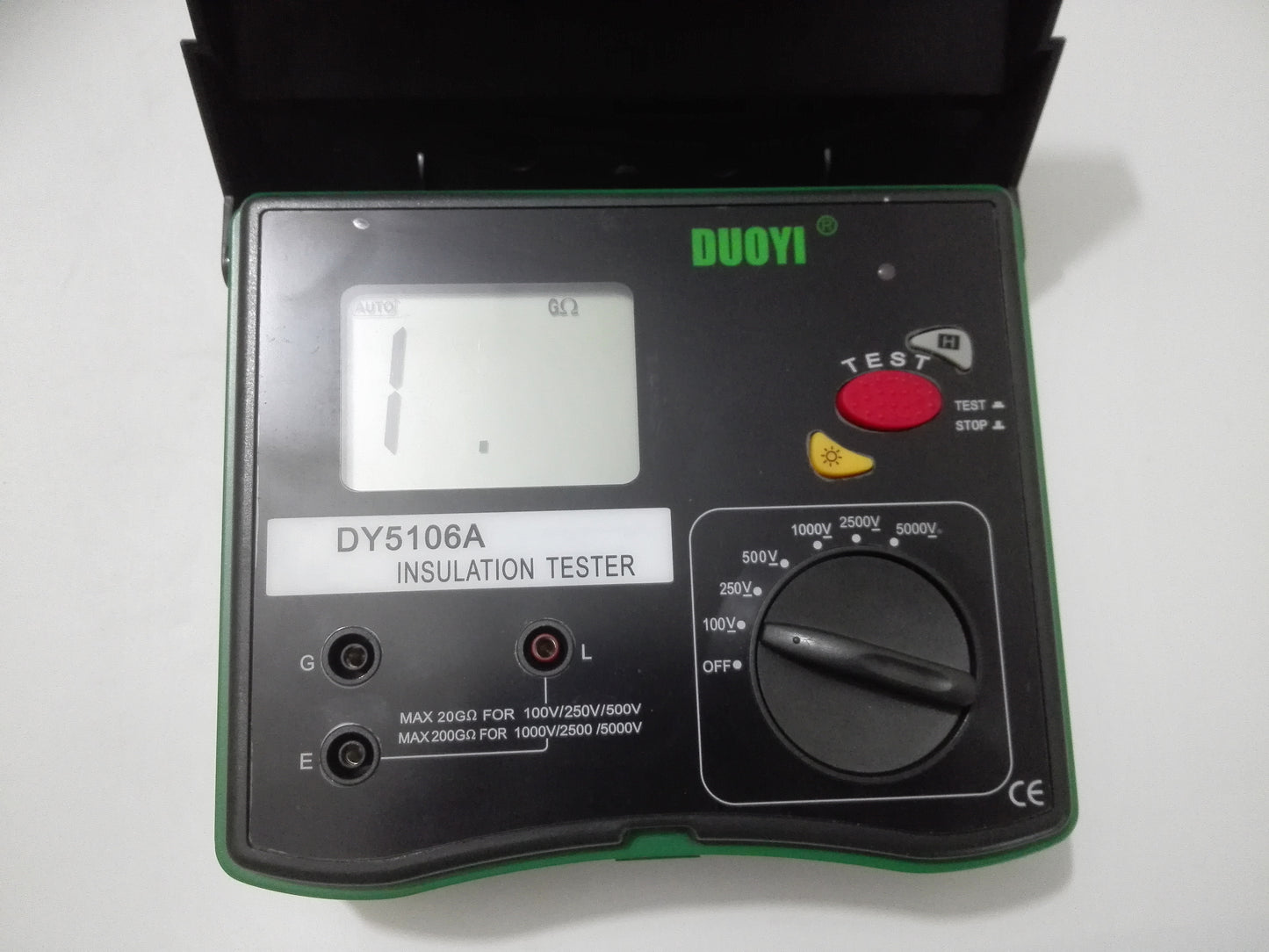 DY5106A insulation resistance tester kit with test leads and carry case