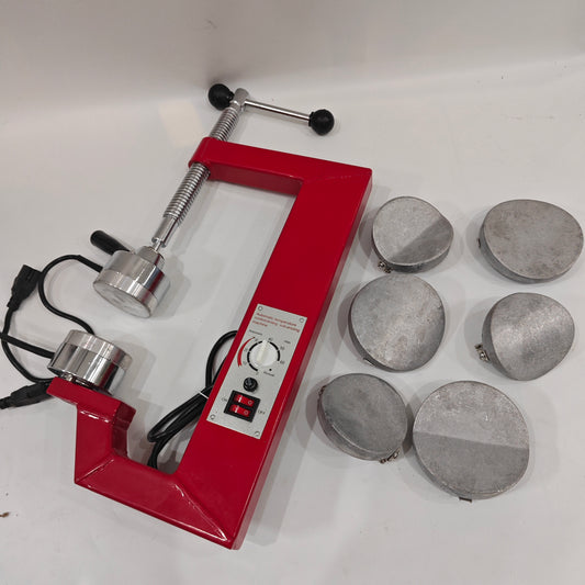 Tire spot vulcanizing machine kit with C-frame clamp and repair plates