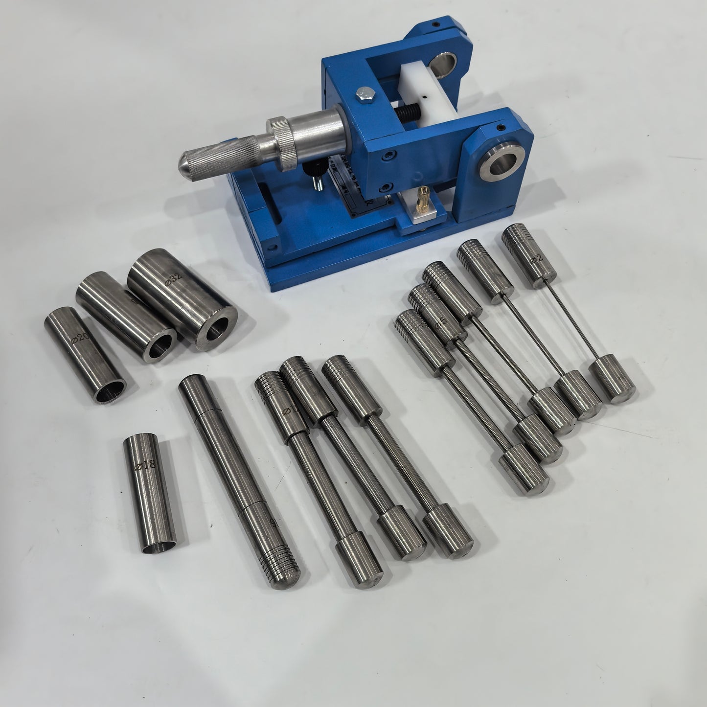 QTY-32 cylindrical mandrel bend tester with 2-32 mm mandrel set