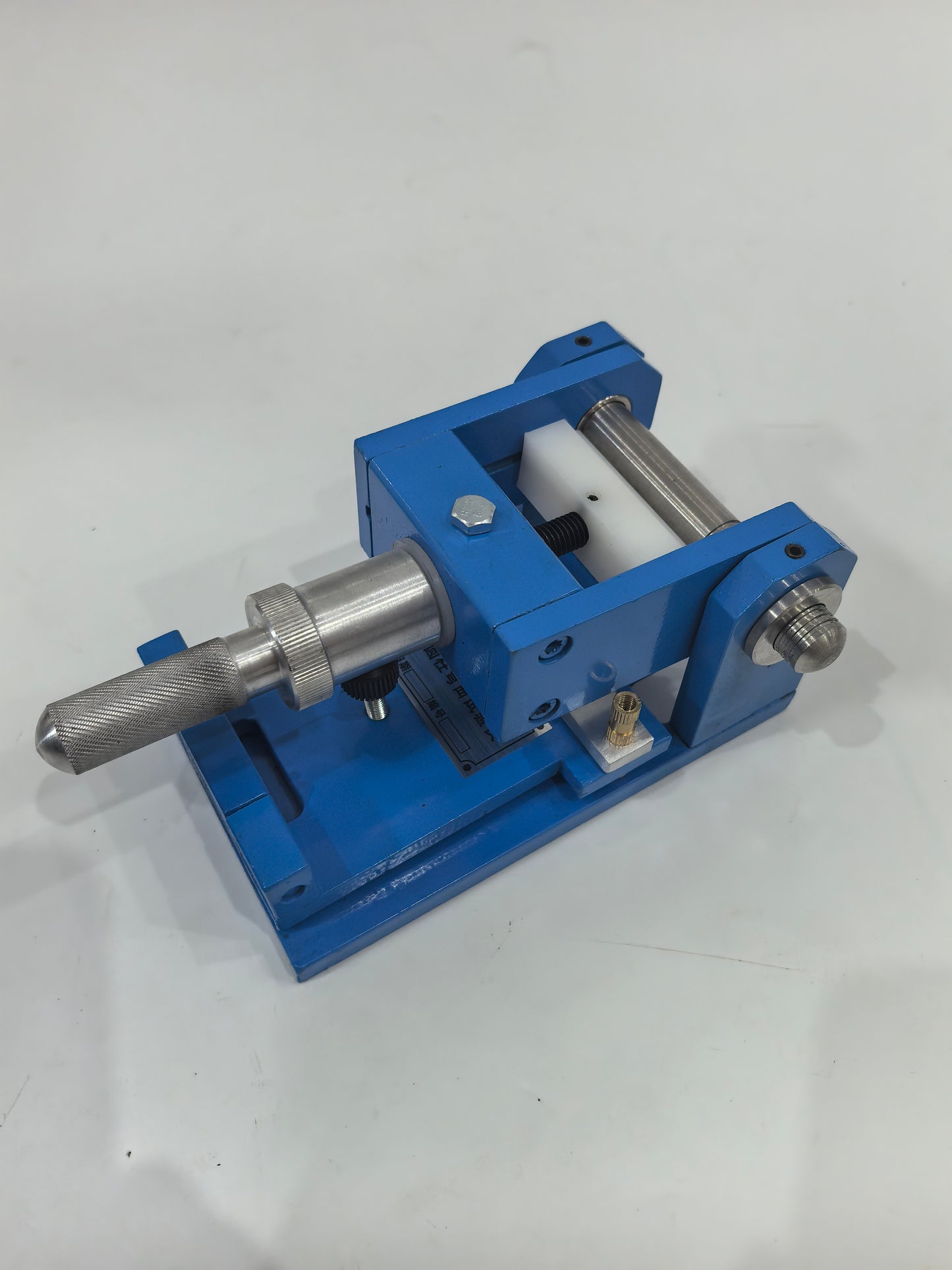 QTY-32 paint film bending tester side view with adjustment handle