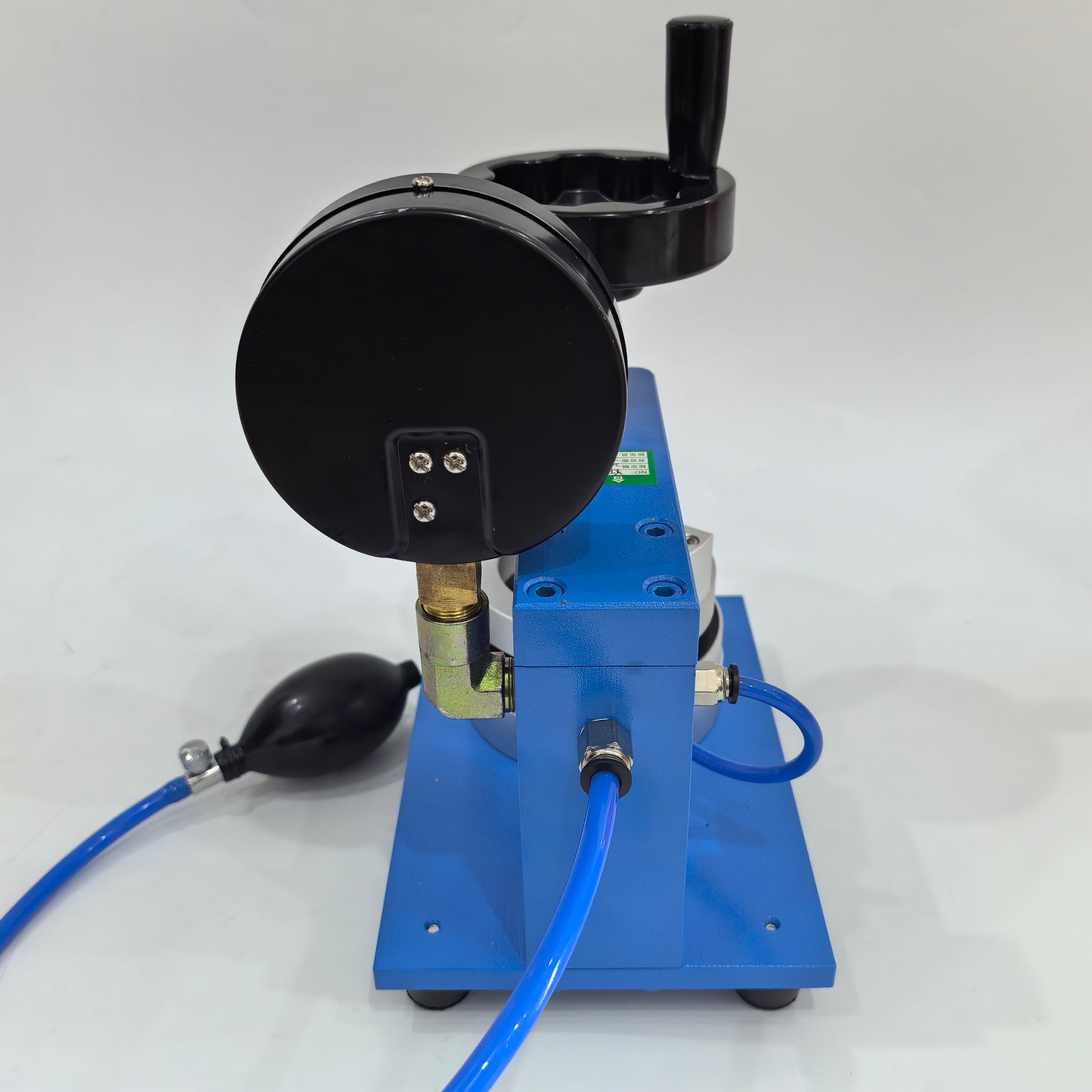 Rear view of manual fabric hydrostatic pressure tester