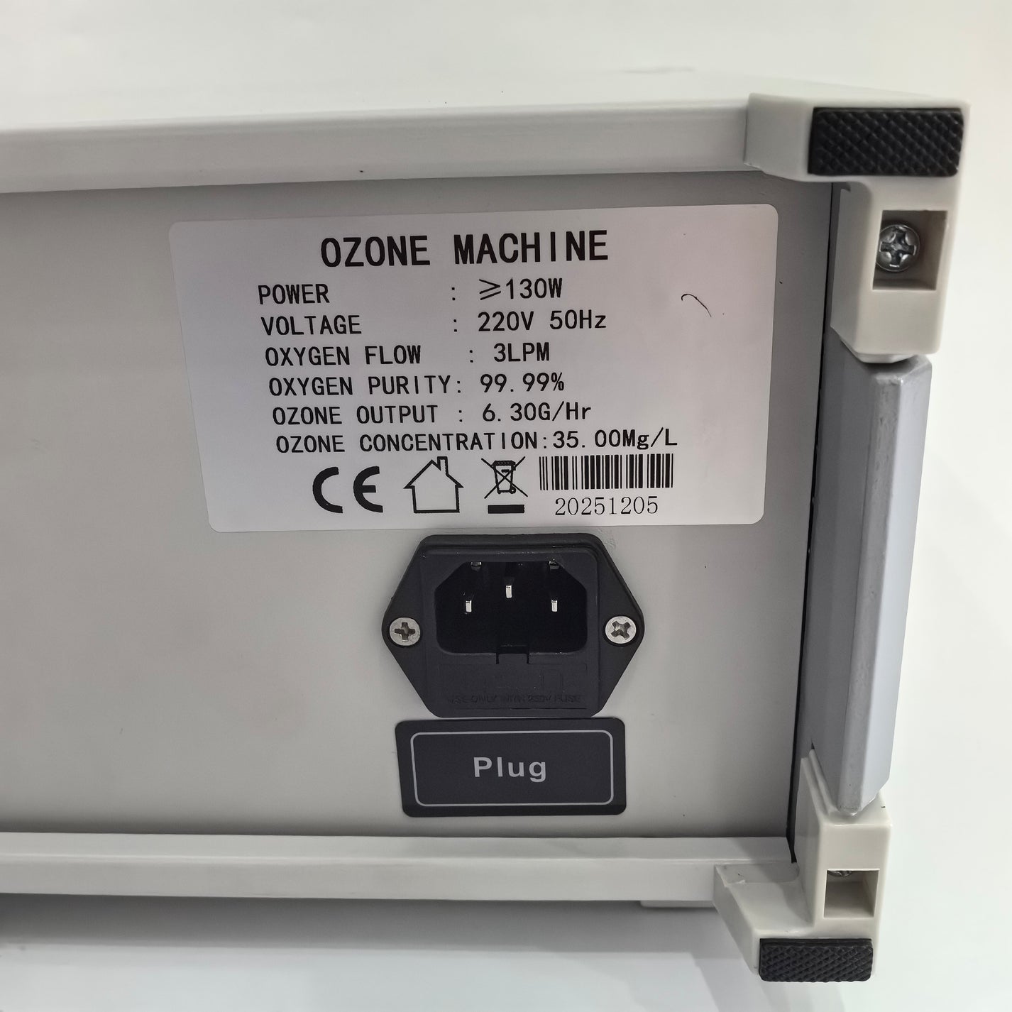 ZA-D benchtop ozone generator full desktop machine view