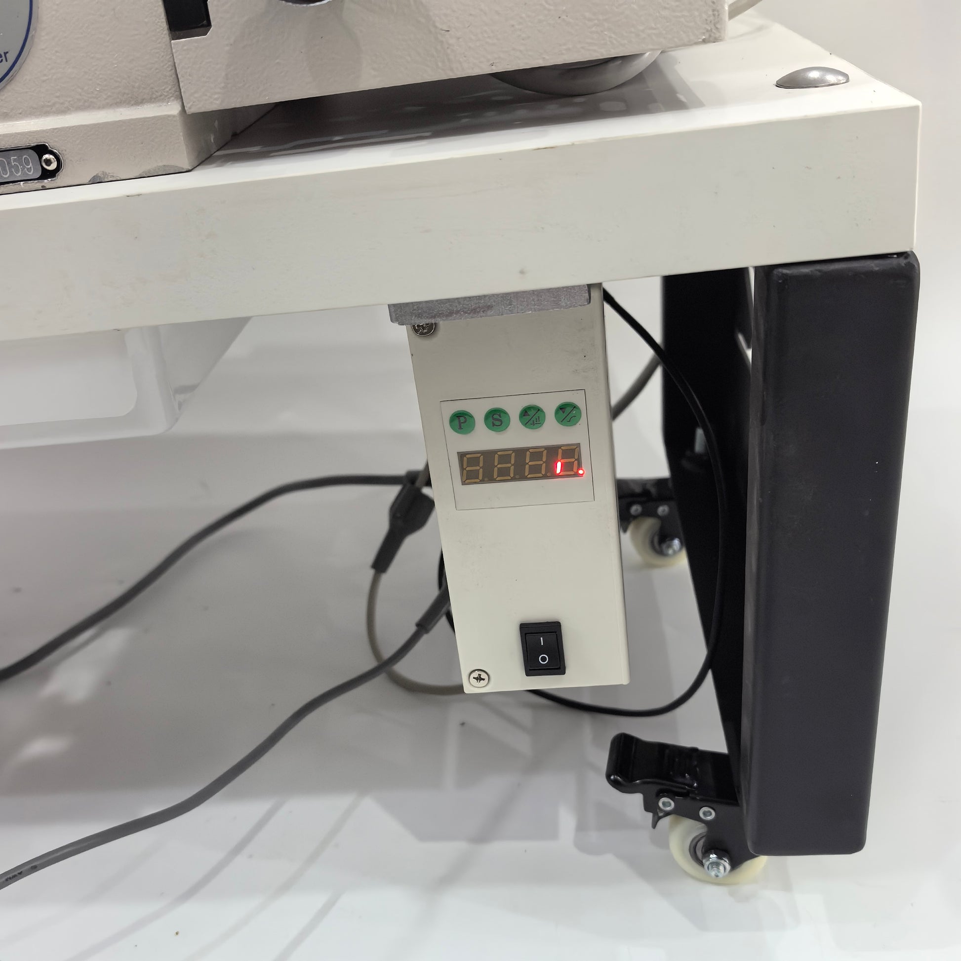 Electric leather skiving machine electronic controller and power switch