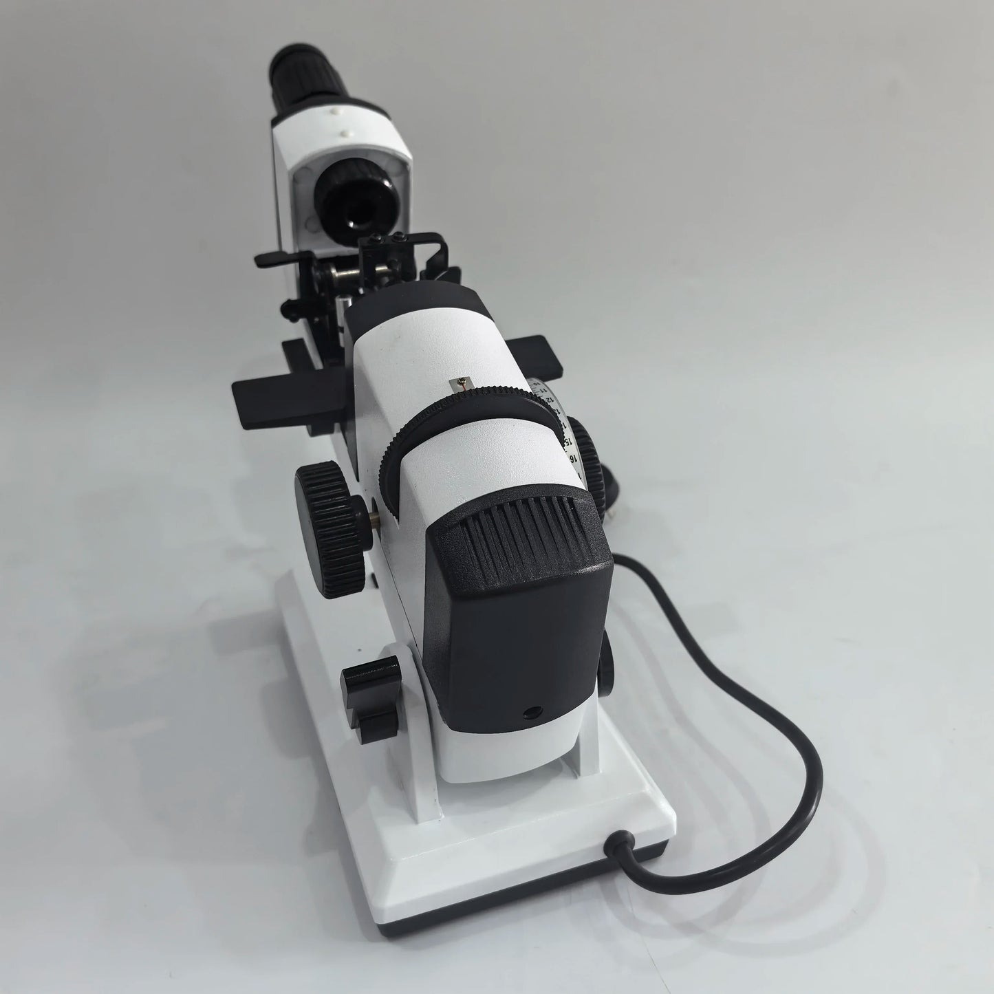 NJC-4 Manual Lensmeter | Optical Lens Measuring Machine for Eyeglasses & Ophthalmic Use ±20D product detail image 4