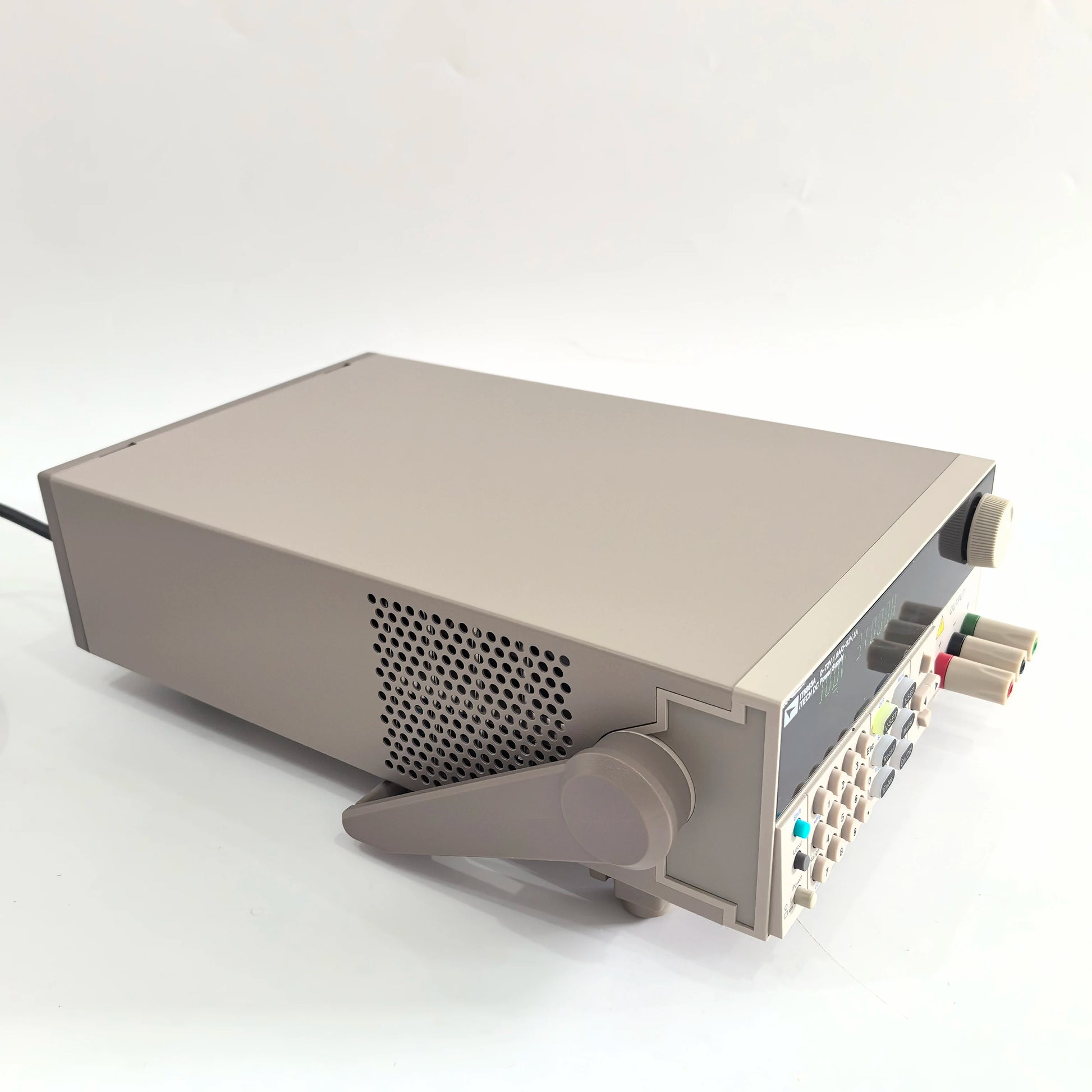ITECH IT6863A Dual-Range Programmable DC Power Supply (0-72V/1.5A or 0-32V/3A, 108W/96W) product detail image 4