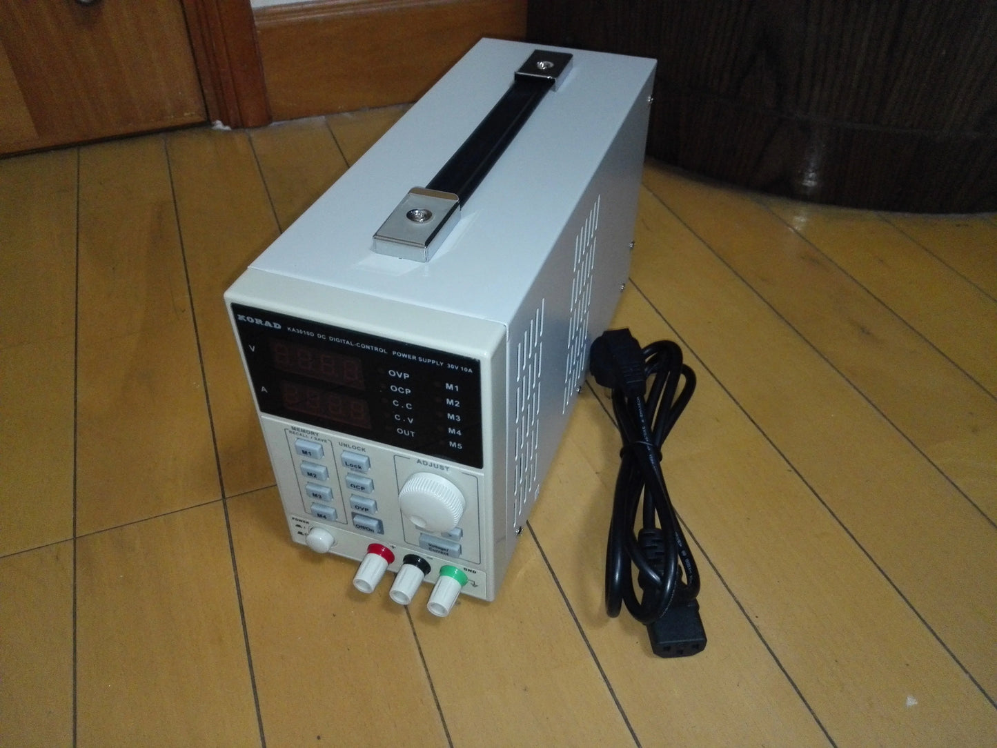 KORAD KA3010D -Precision Variable Adjustable 30V, 10A DC Linear Power Supply Digital product image 2