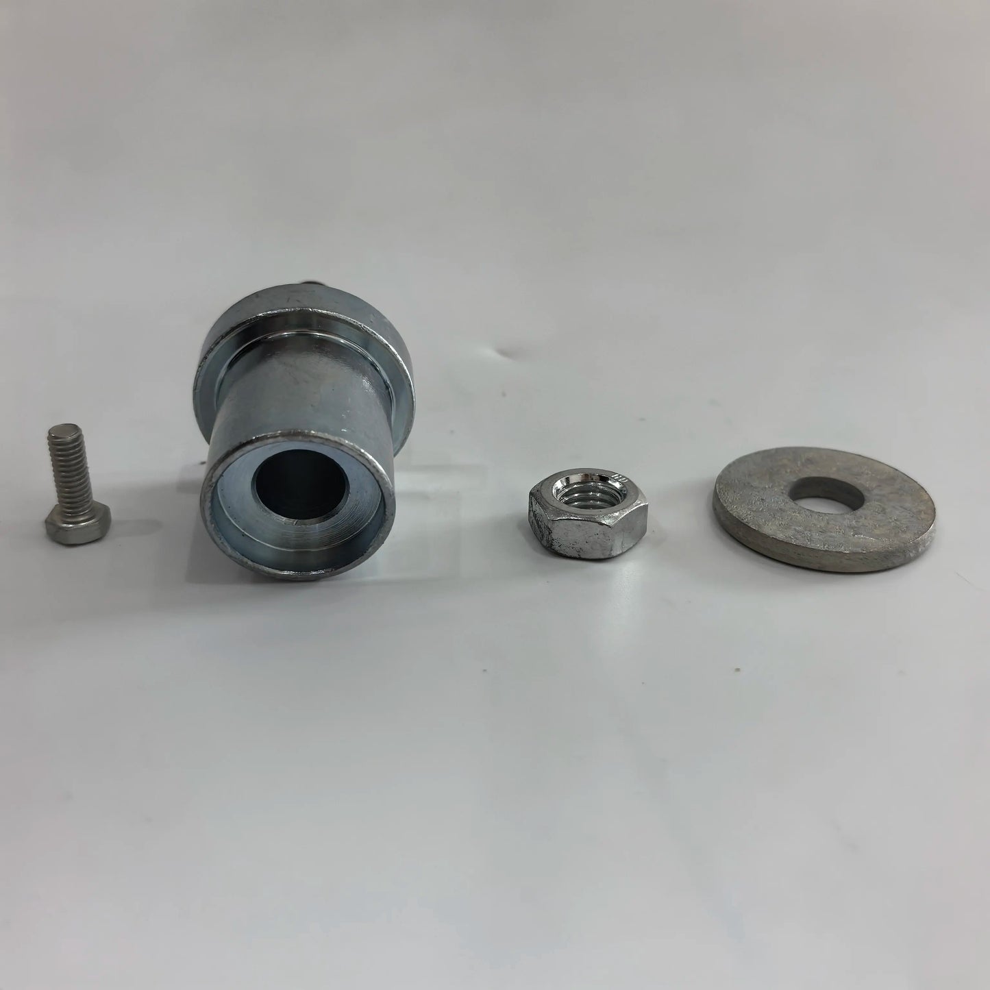 Bottom view of 14mm shaft adapter with nut and spacer washer