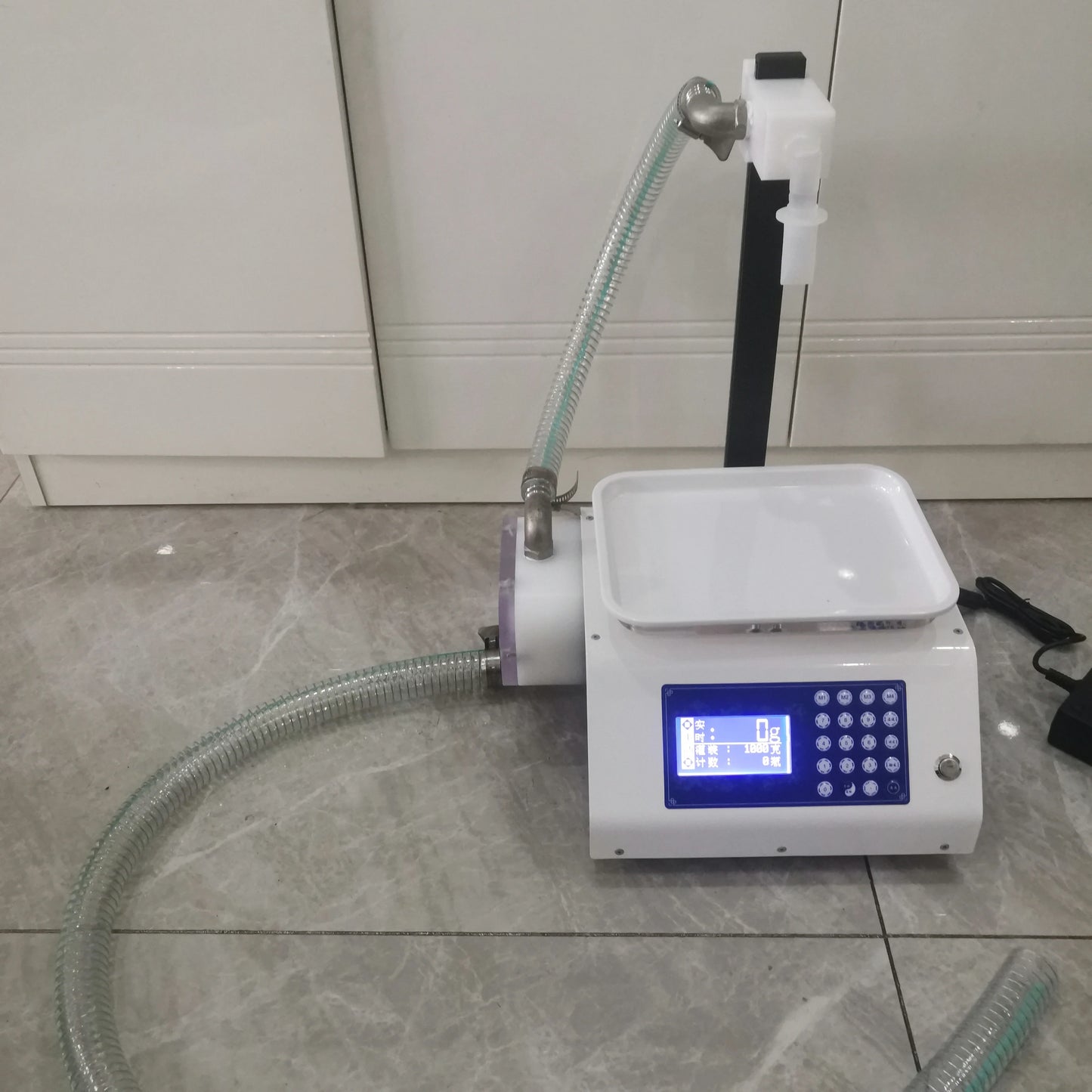 Viscous liquid scale filling machine detail image
