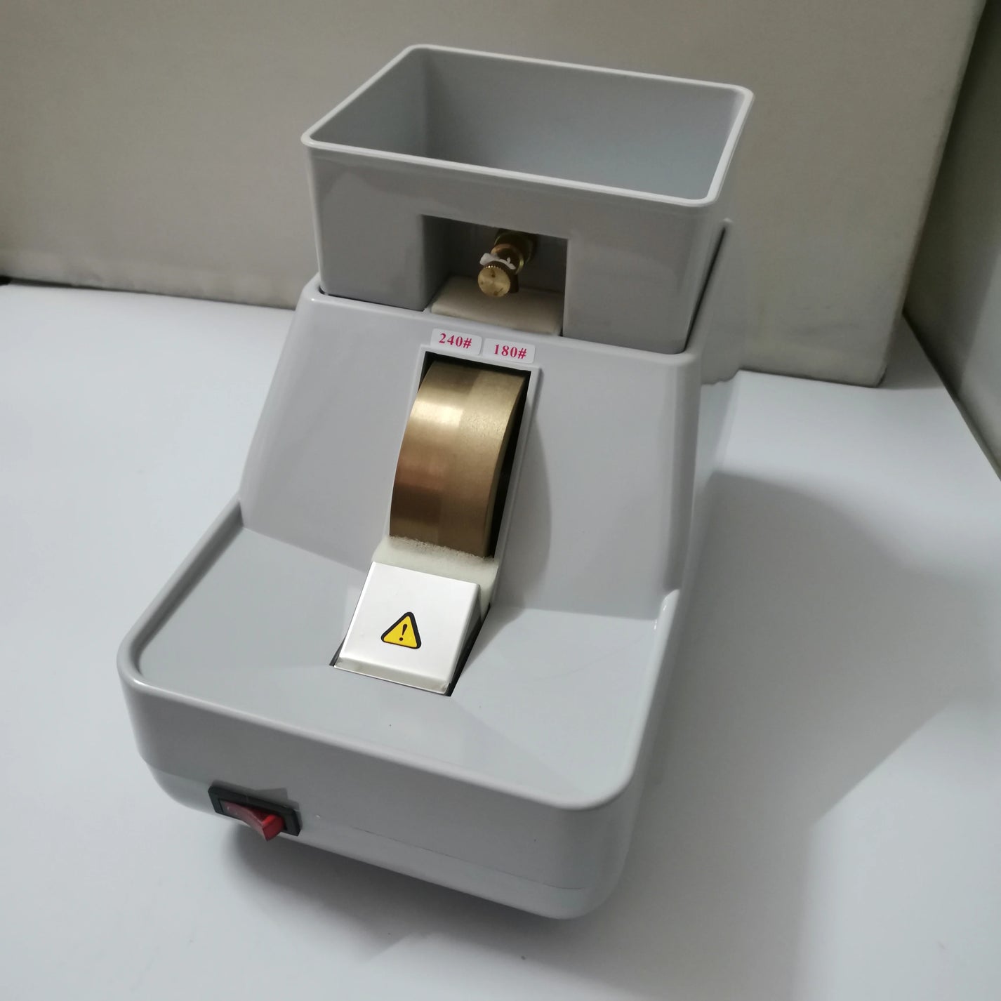 HLE-35WV optical hand edger with single diamond grinding wheel and water can