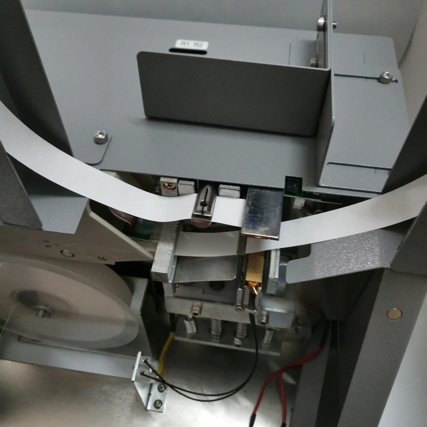 Automatic Banknote Strapping Machine | Paper Currency Bundle Binding Machine for Bills & product image 4
