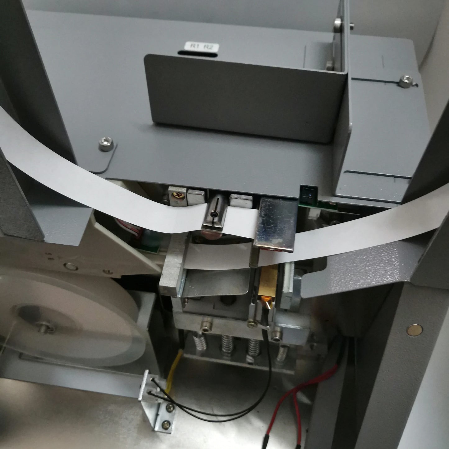 Automatic Banknote Strapping Machine | Paper Currency Bundle Binding Machine for Bills & product detail image 4