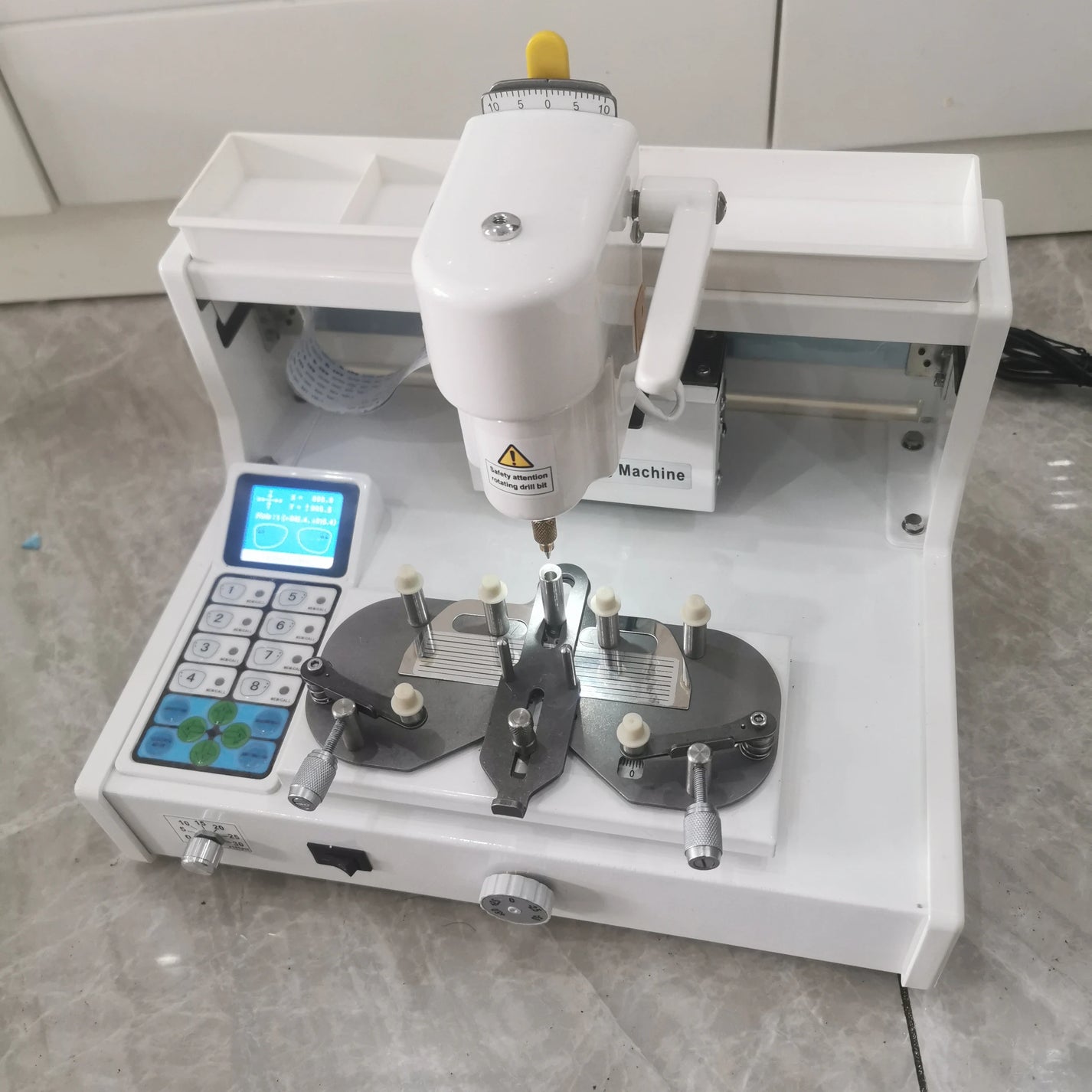 3G digital optical eyeglass lens drilling machine main view