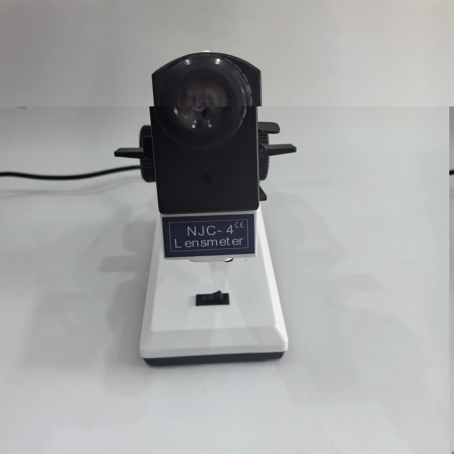 NJC-4 Manual Lensmeter | Optical Lens Measuring Machine for Eyeglasses & Ophthalmic Use ±20D product detail image 2