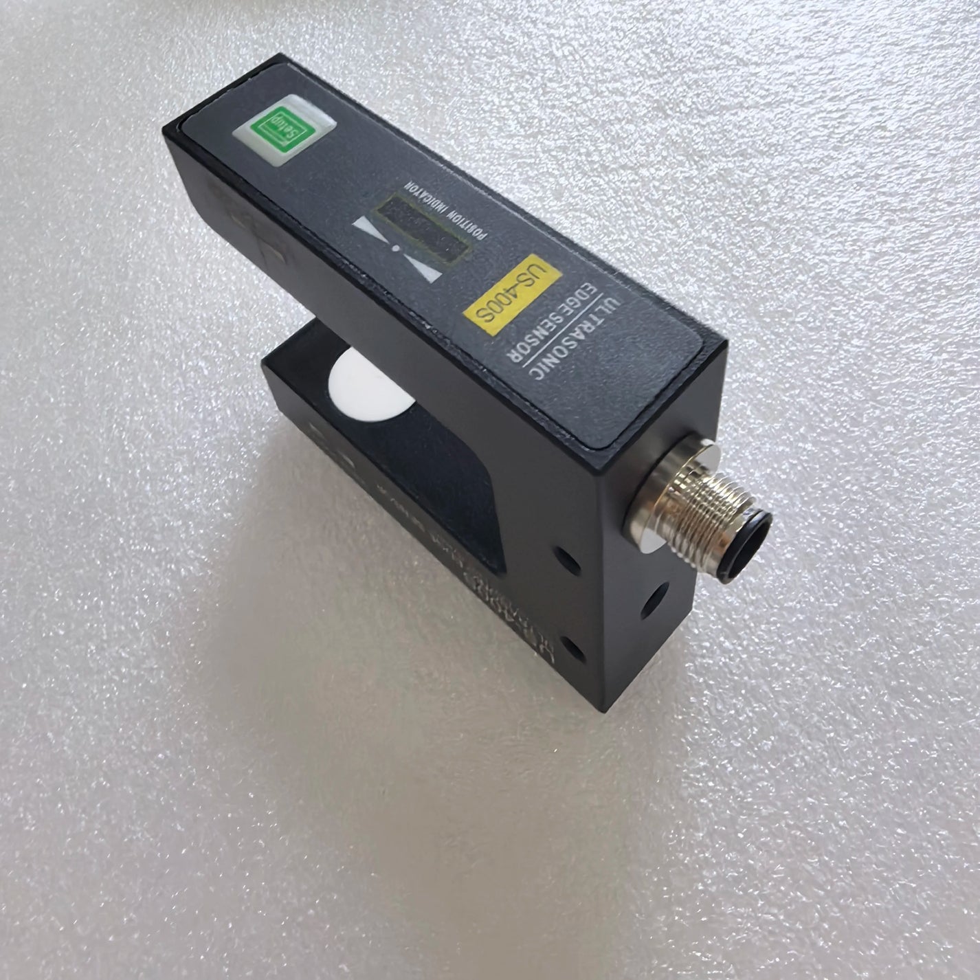 US-400S ultrasonic slot sensor mounting detail