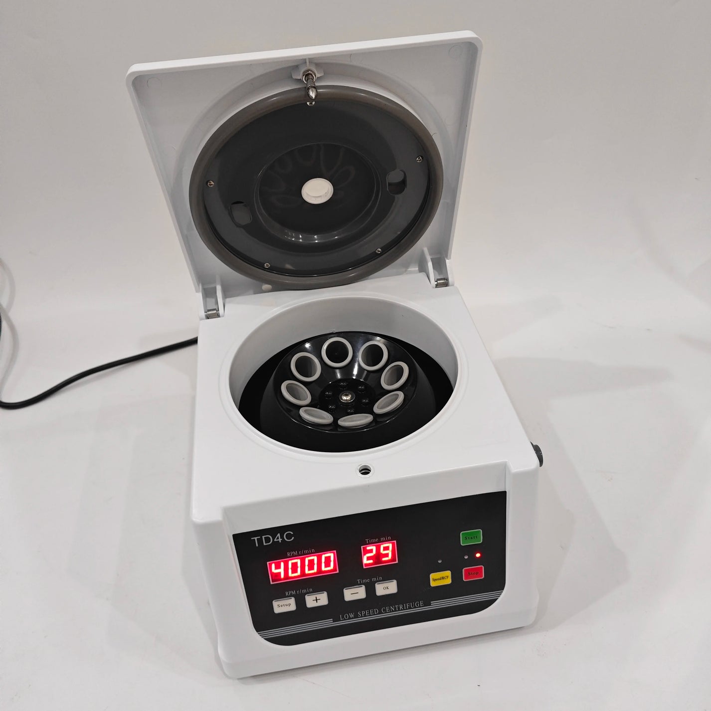 TD4C 8x20ml low speed laboratory centrifuge open view with 4000 RPM display