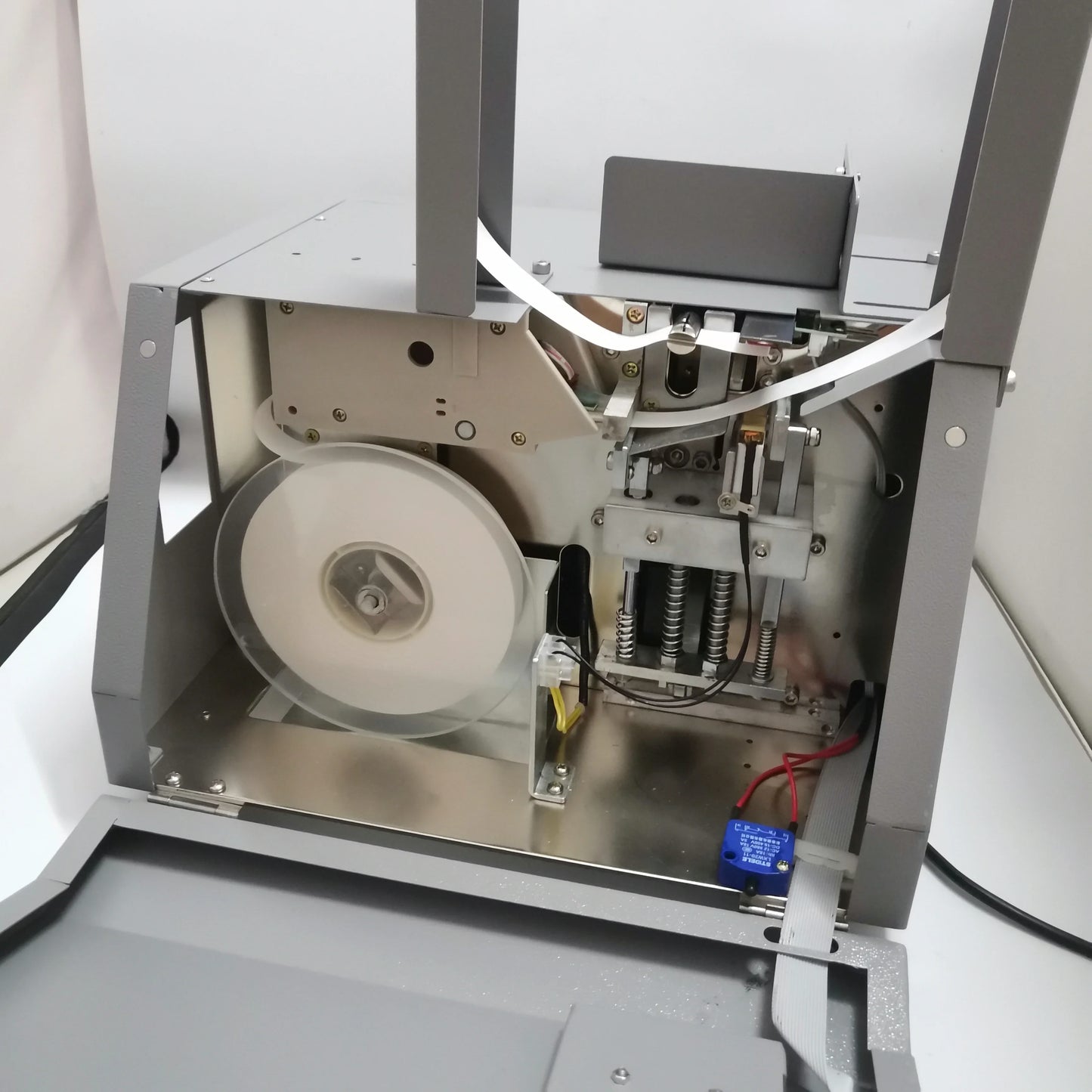 Automatic Banknote Strapping Machine | Paper Currency Bundle Binding Machine for Bills & product detail image 3