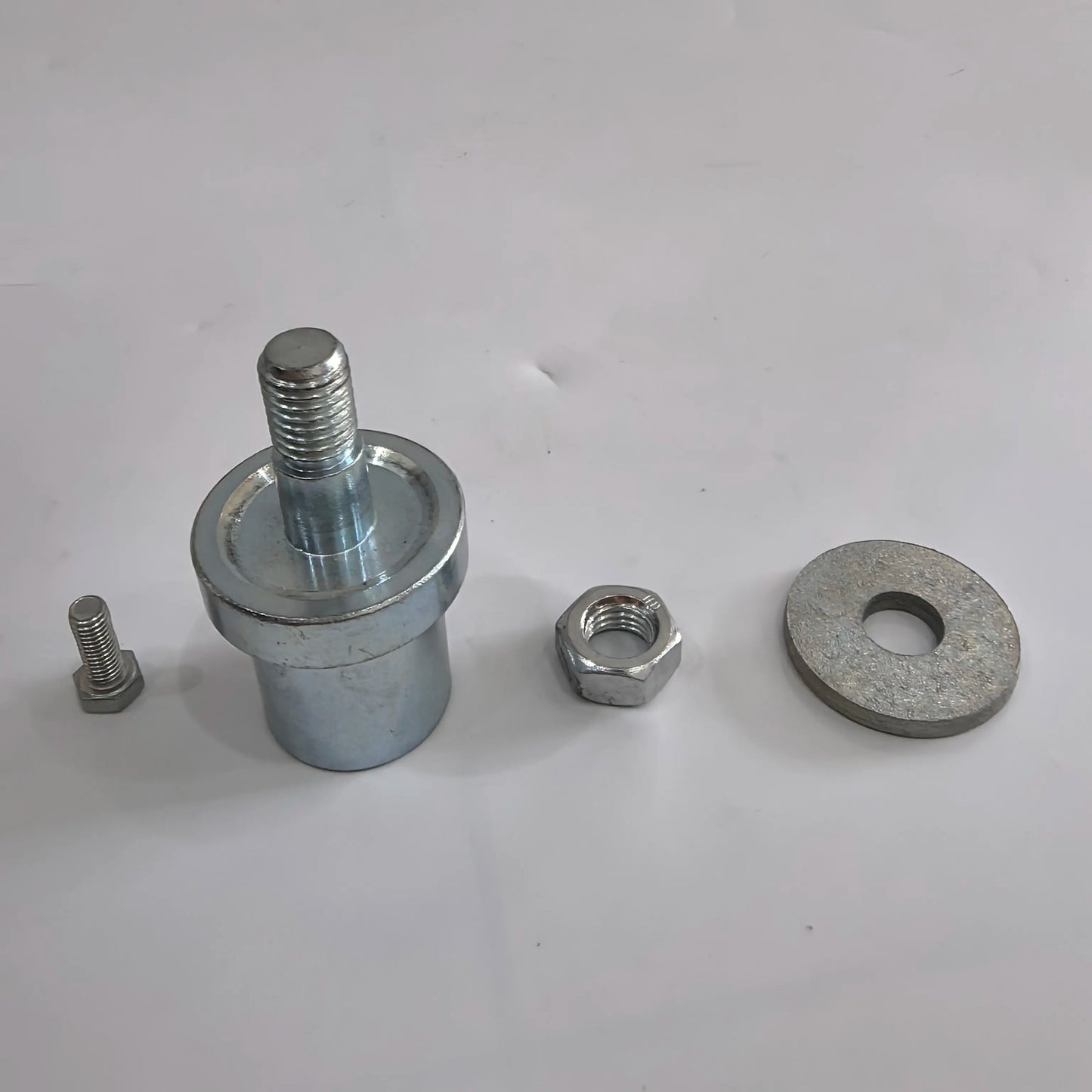 Lapidary shaft adapter kit with side screw, top nut and spacing washer