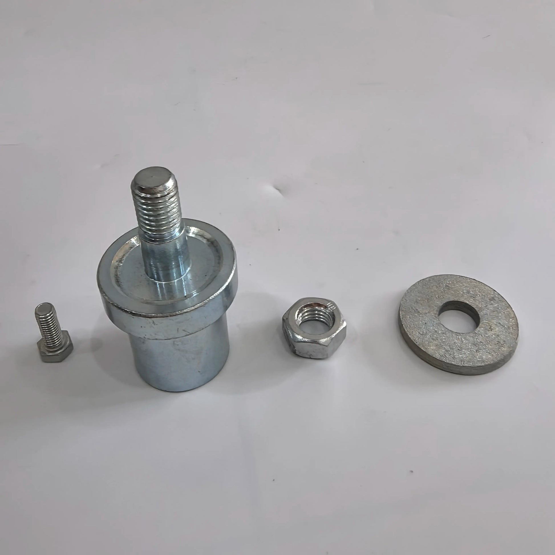 Lapidary shaft adapter kit with side screw, top nut and spacing washer
