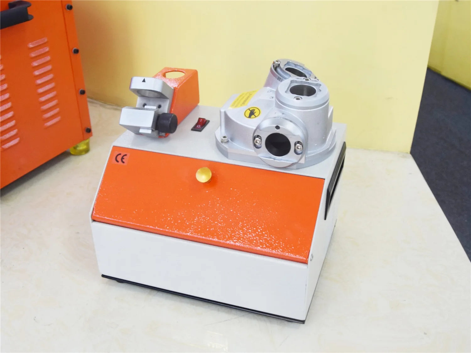 GD-313B End Mill Grinder | High Precision Grinding Machine for 2/3/4-Flute HSS & Tungsten product image 3