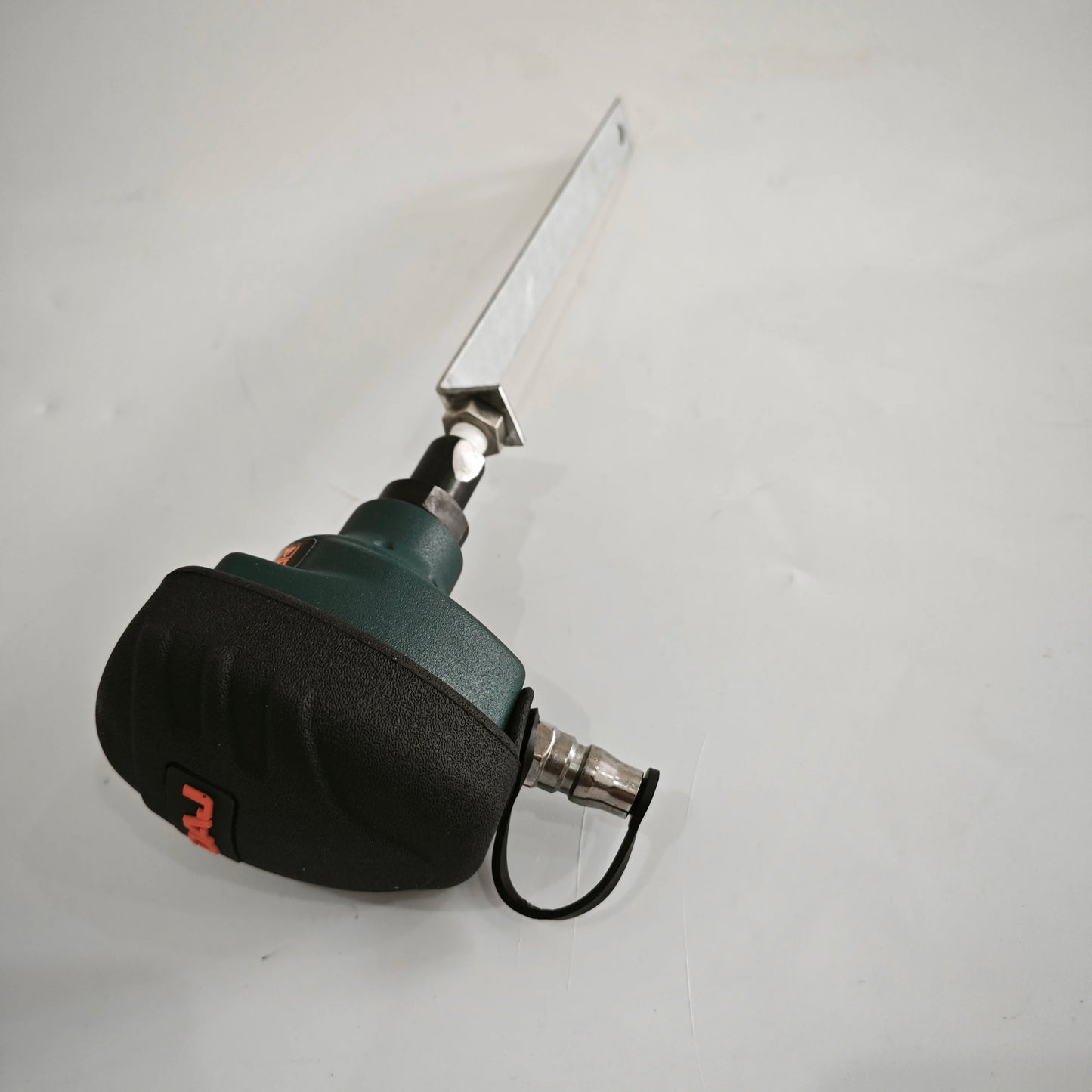 Handheld Pneumatic Inner Hole Waste Stripping Machine Carton Hole Waste Stripper product detail image 5