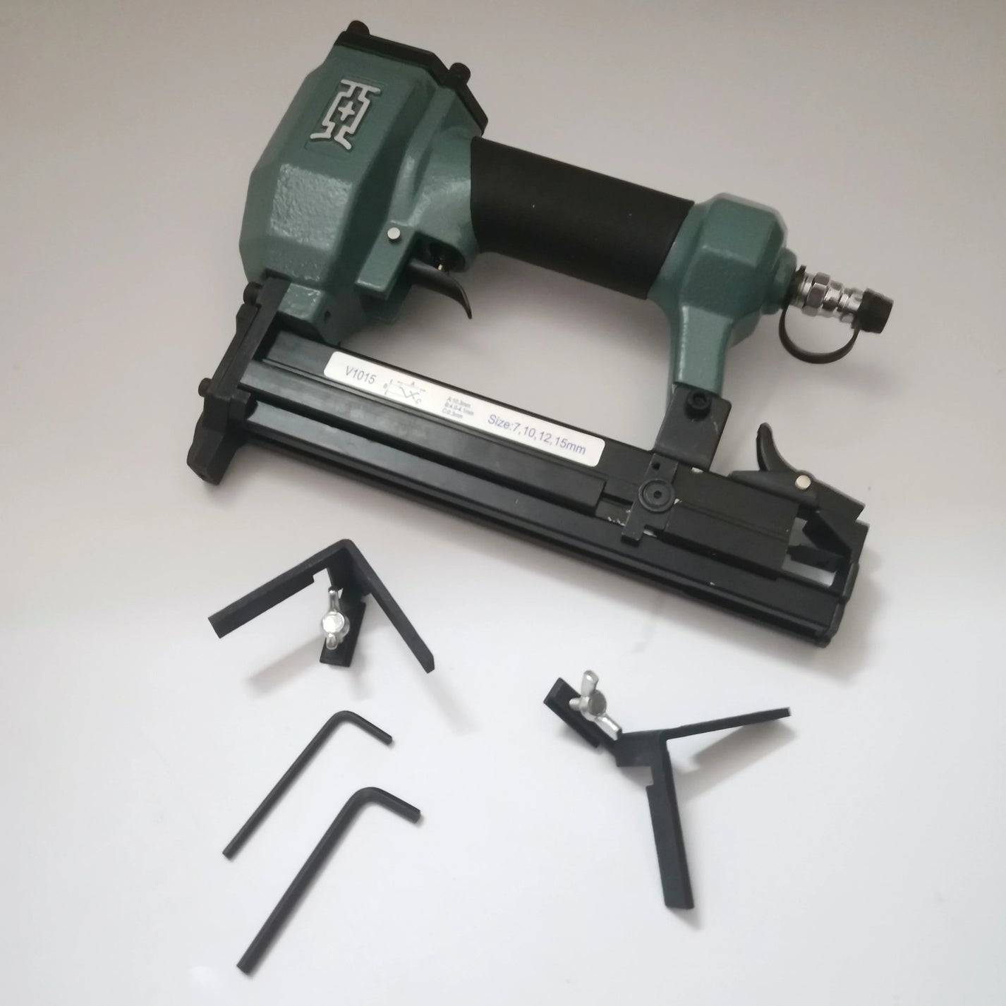 V- Nailer Series V1015 Pneumatic Picture Frame Joiner Picture Frame Nailer product detail image 2