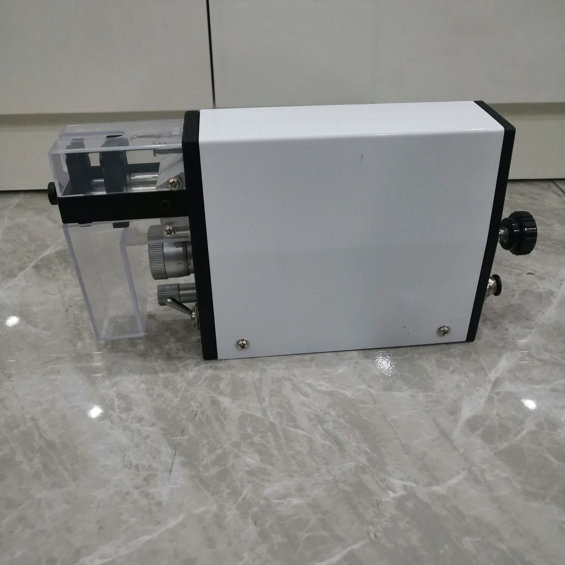 High Precision Induction Pneumatic Wire Stripping Machine 0.03-2mm² Automatic Cable Peeling product detail image 3