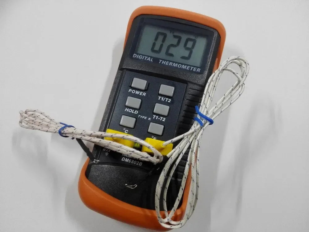 DM6802B Digital Thermometer Dual Channel K-Type Thermocouple Temperature Meter -50°C to product detail image 2