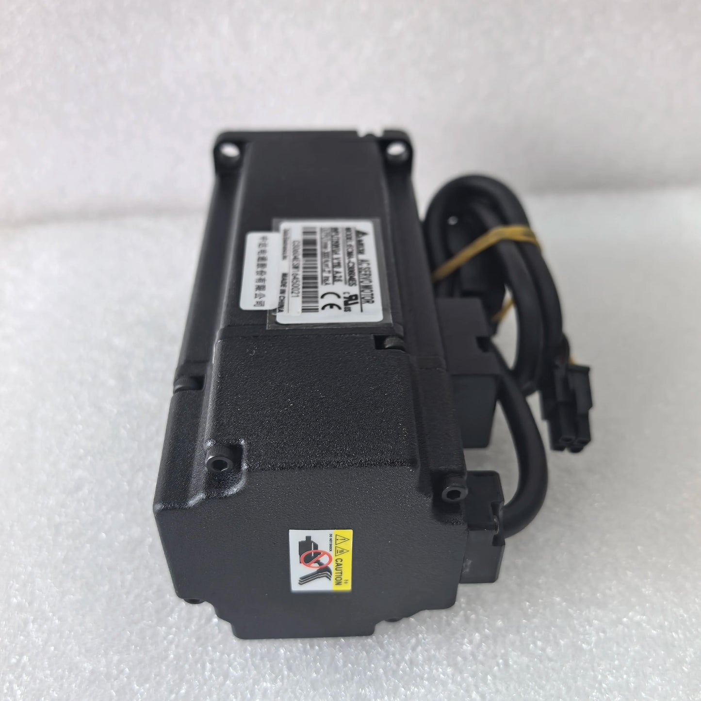 Delta ECMA-C30604ES 400W AC Servo Motor 110V 2.6A 3000rpm 1.27Nm High Precision Servo Motor product detail image 5