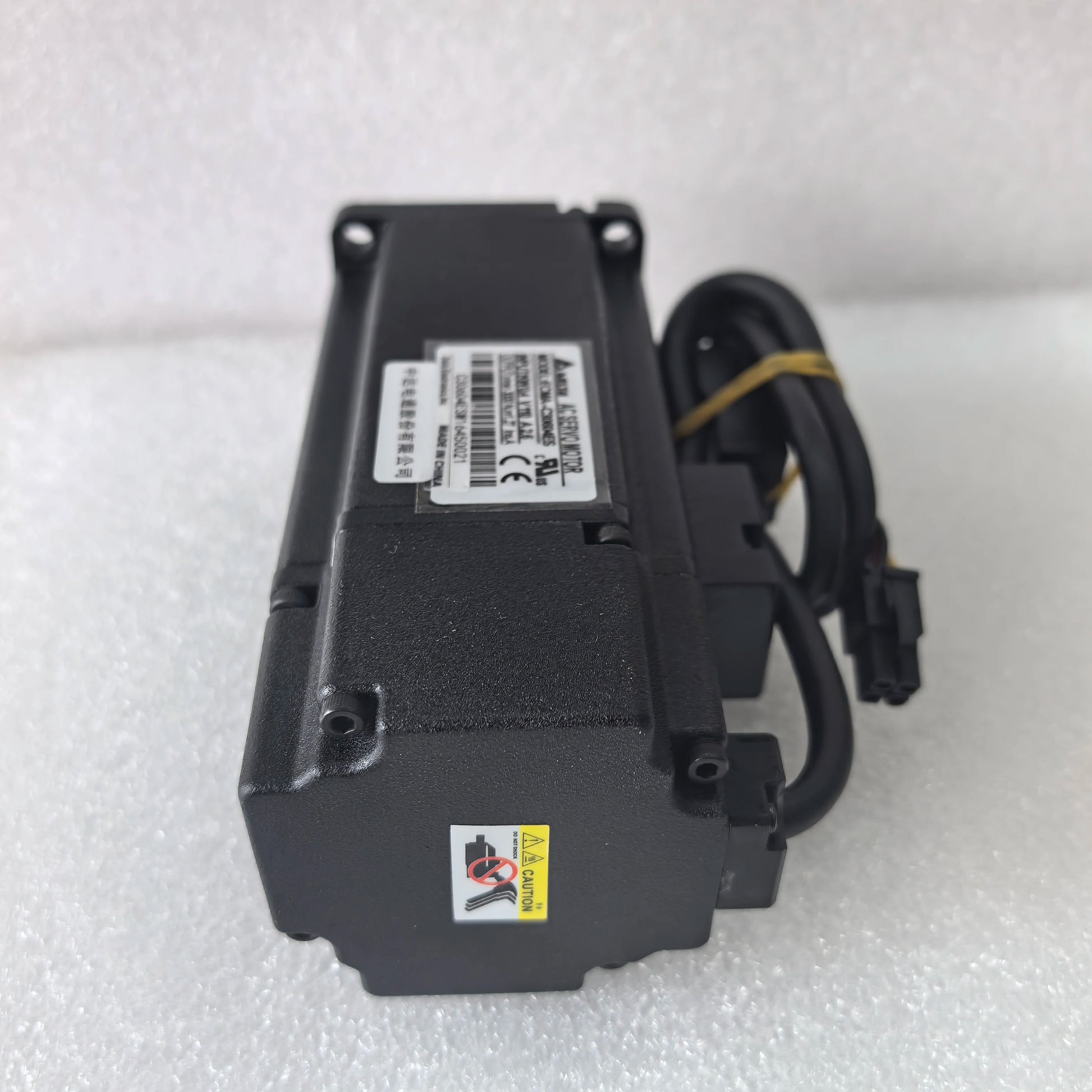 Delta ECMA-C30604ES 400W AC Servo Motor 110V 2.6A 3000rpm 1.27Nm High Precision Servo Motor product detail image 5