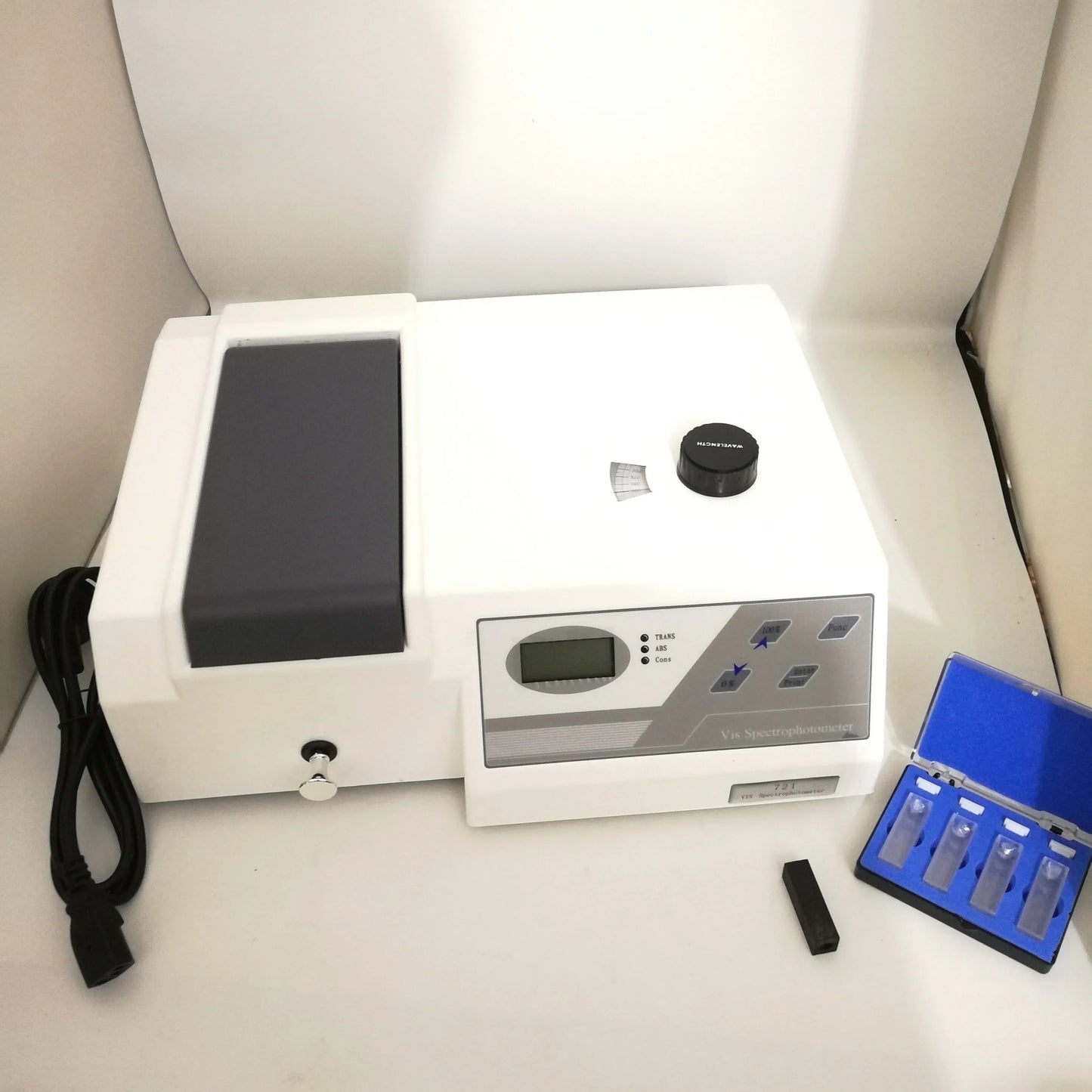 VIS spectrophotometer front panel and sample chamber detail