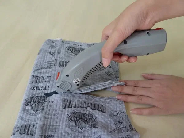 WBT Cordless Electric Scissors Fabric Cutter Rechargeable Cutting Tool for Cloth Leather product detail image 2