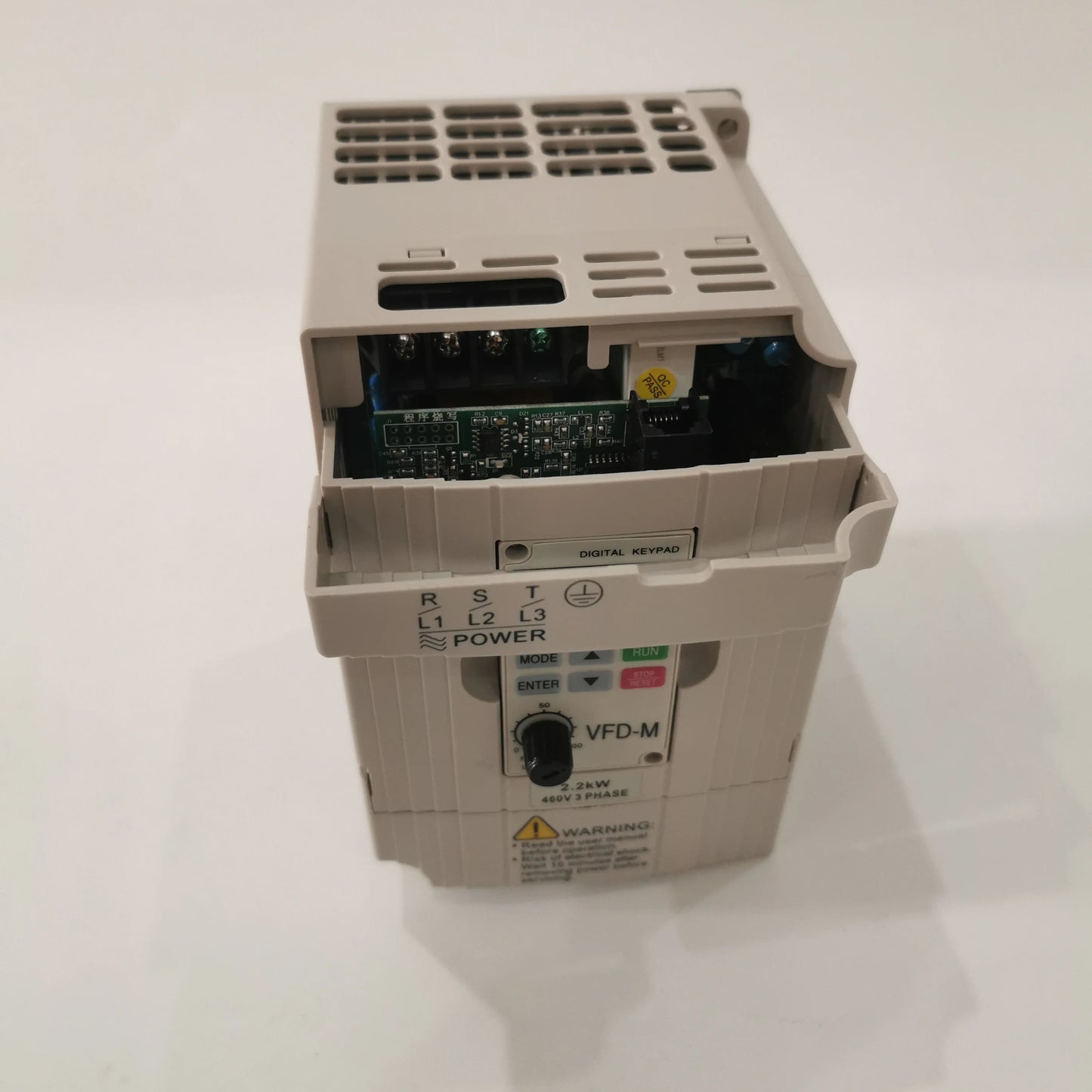 VFD022M43B Variable Frequency Drive 3HP 2.2KW 380~480V 3-Phase AC Motor Inverter | VFD-M product detail image 2
