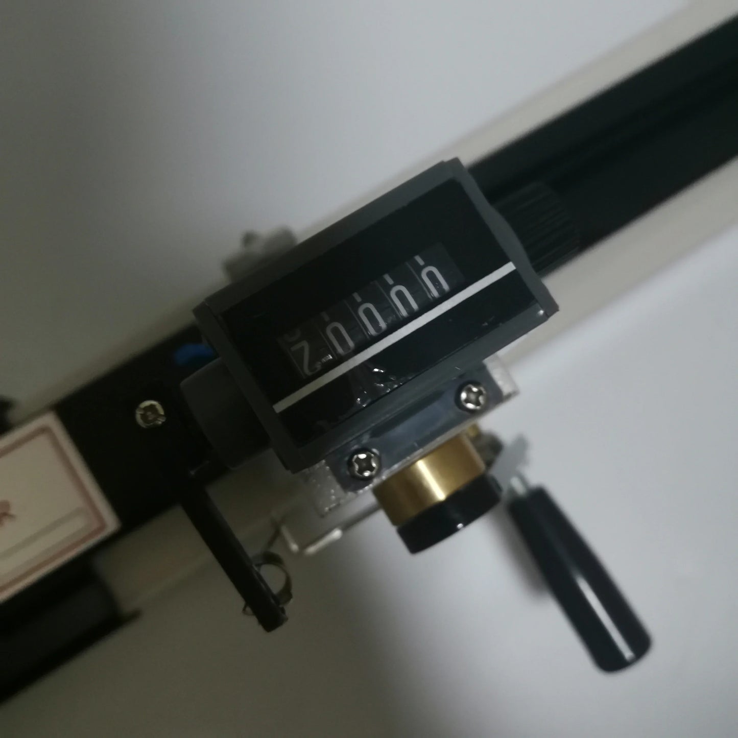 Manual Crockmeter Rubbing Fastness Tester | Dry & Wet Fabric Color Fastness Testing Machine product detail image 6