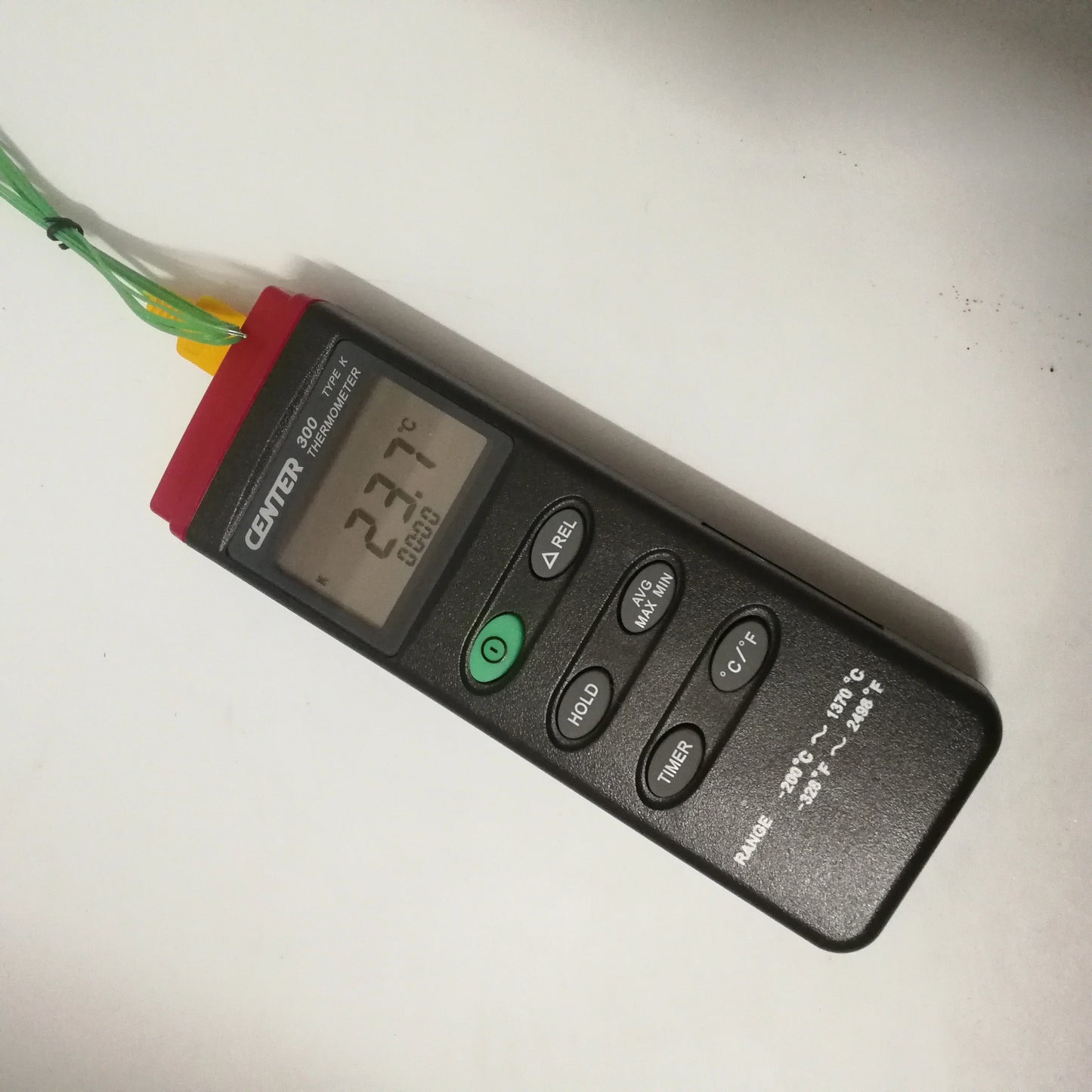CENTER 300 Digital K-Type Thermocouple Thermometer 200–1370°C High Temp Industrial product detail image 3