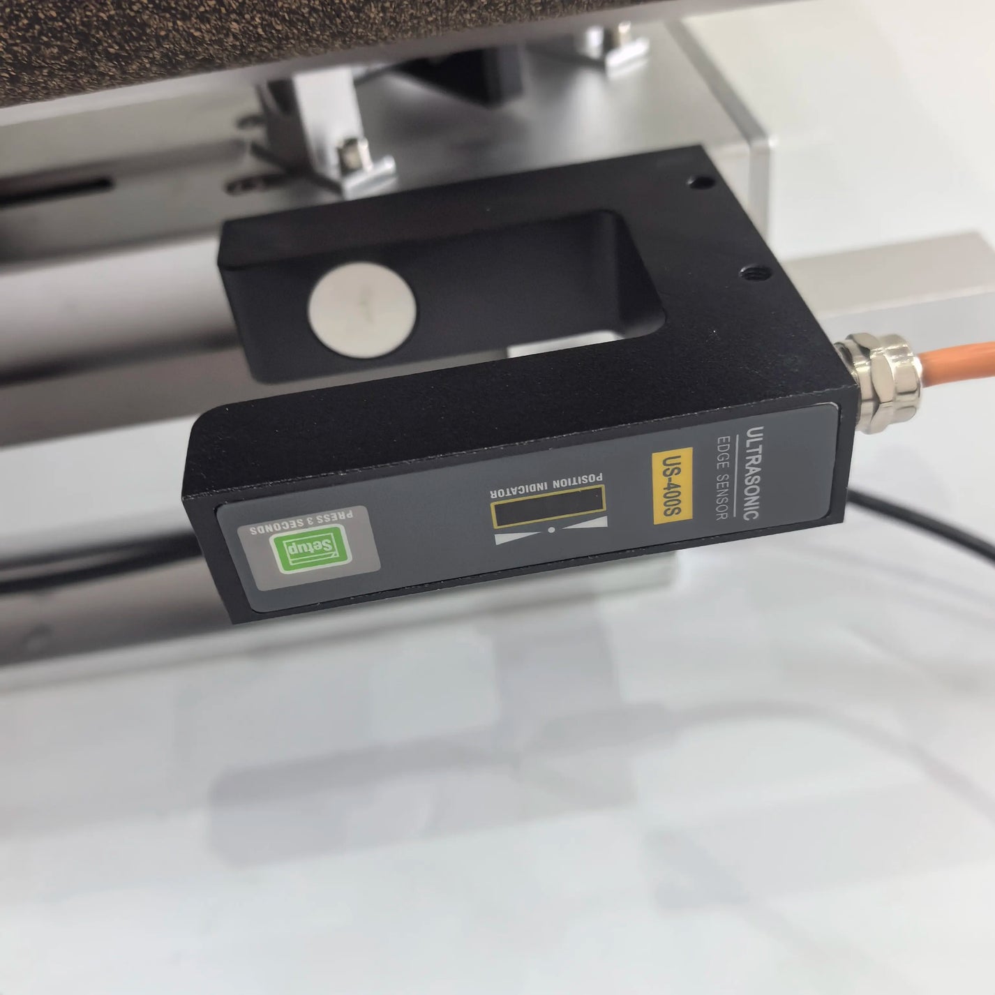 PG450A ultrasonic sensor web guide for narrow web material correction