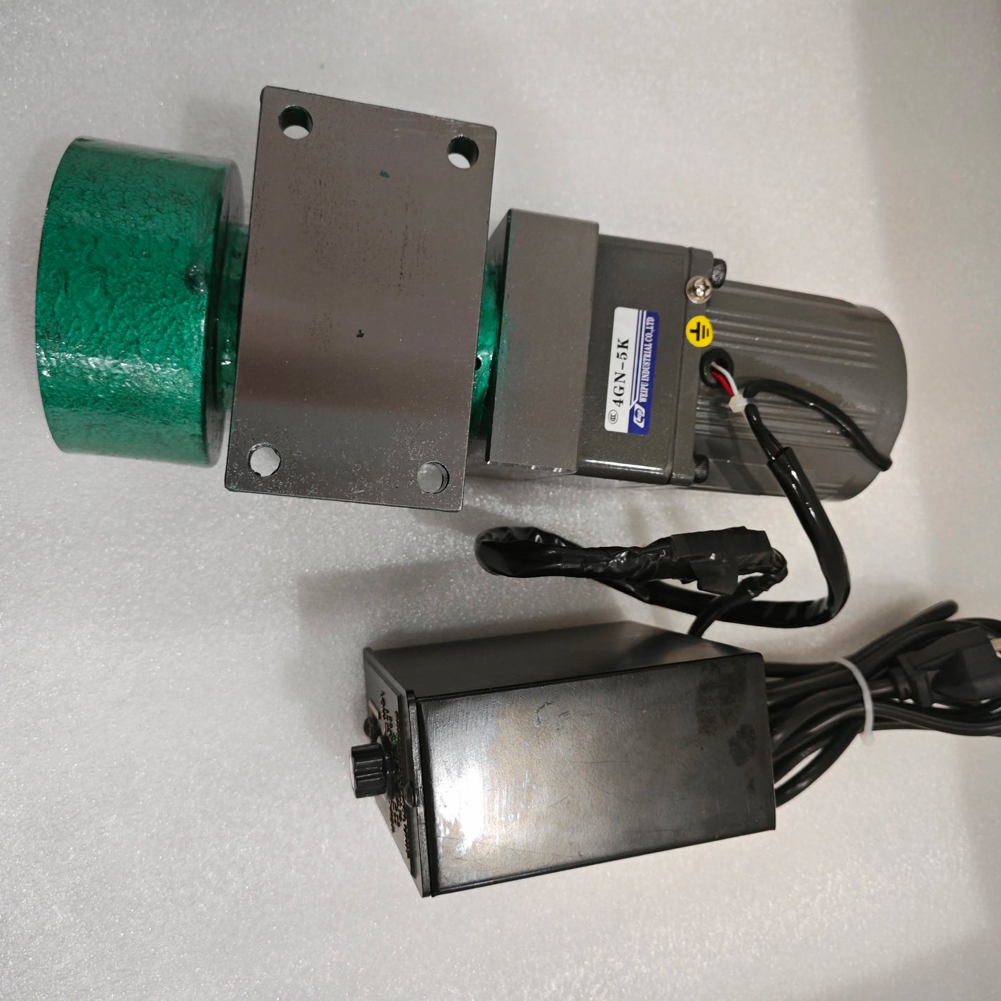 bench grinder wheel dressing machine control and wheel detail
