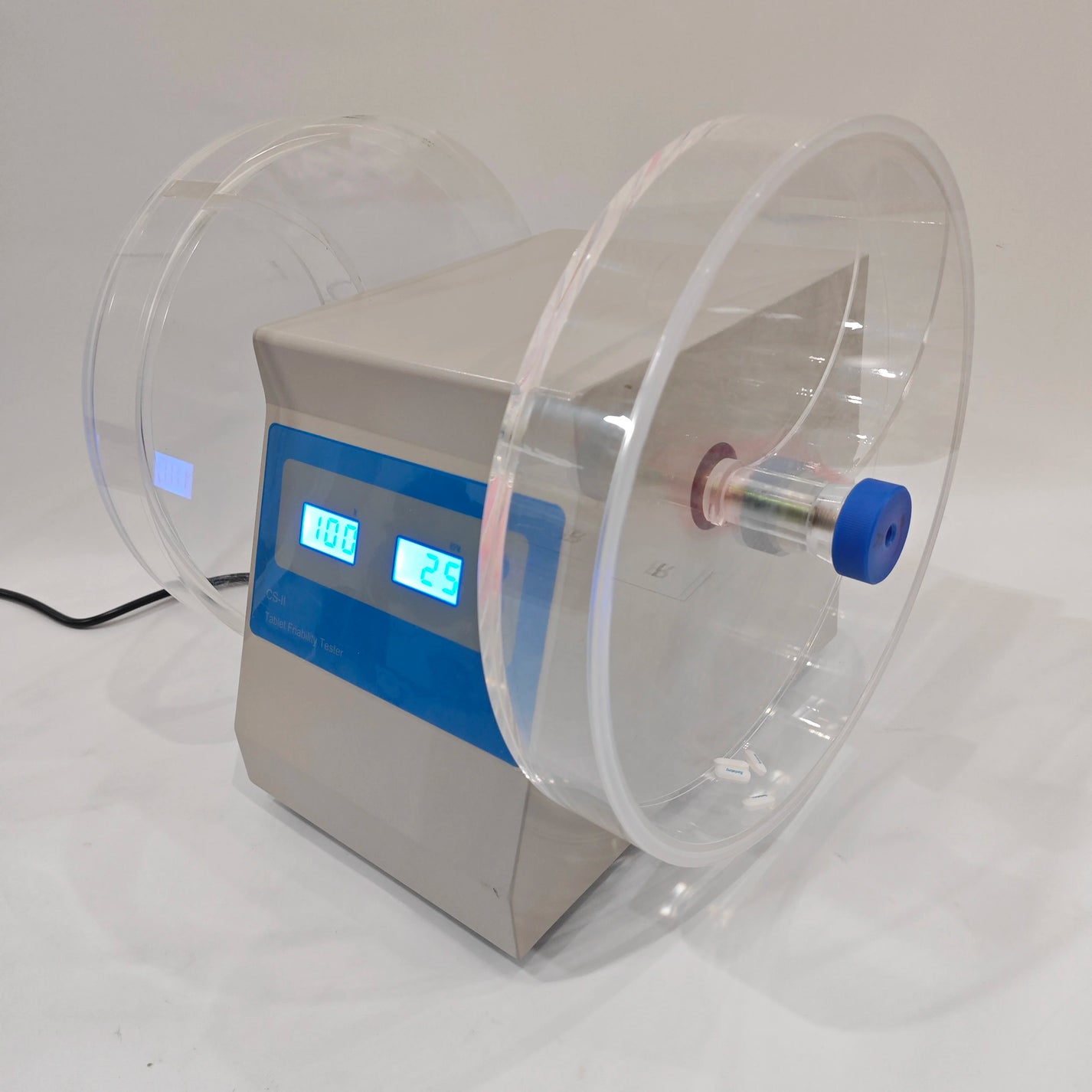 Dual drum friability tester for tablet lab testing workflow