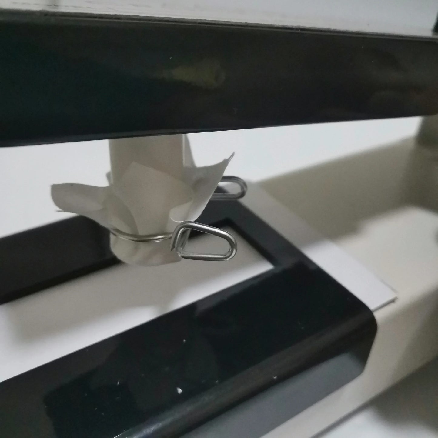 Manual Crockmeter Rubbing Fastness Tester | Dry & Wet Fabric Color Fastness Testing Machine product detail image 3