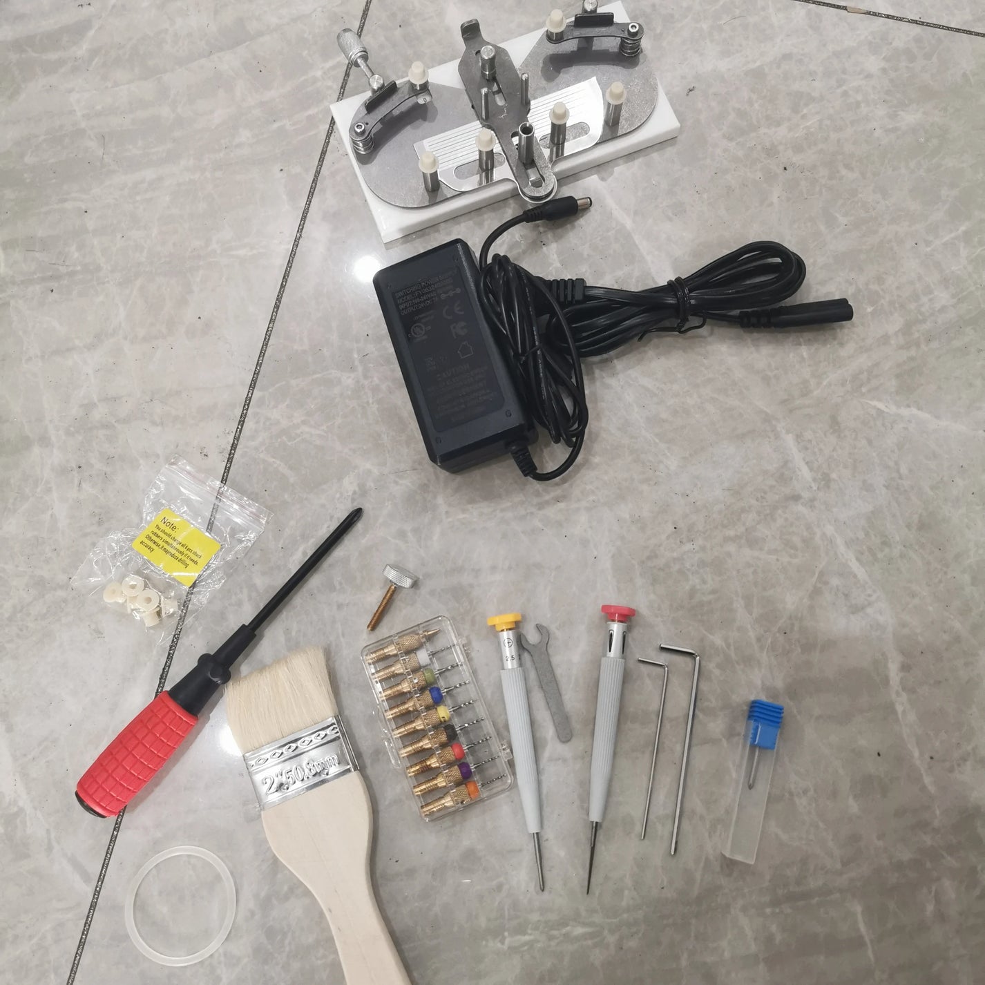 3G digital lens drilling machine auto-position clamping detail