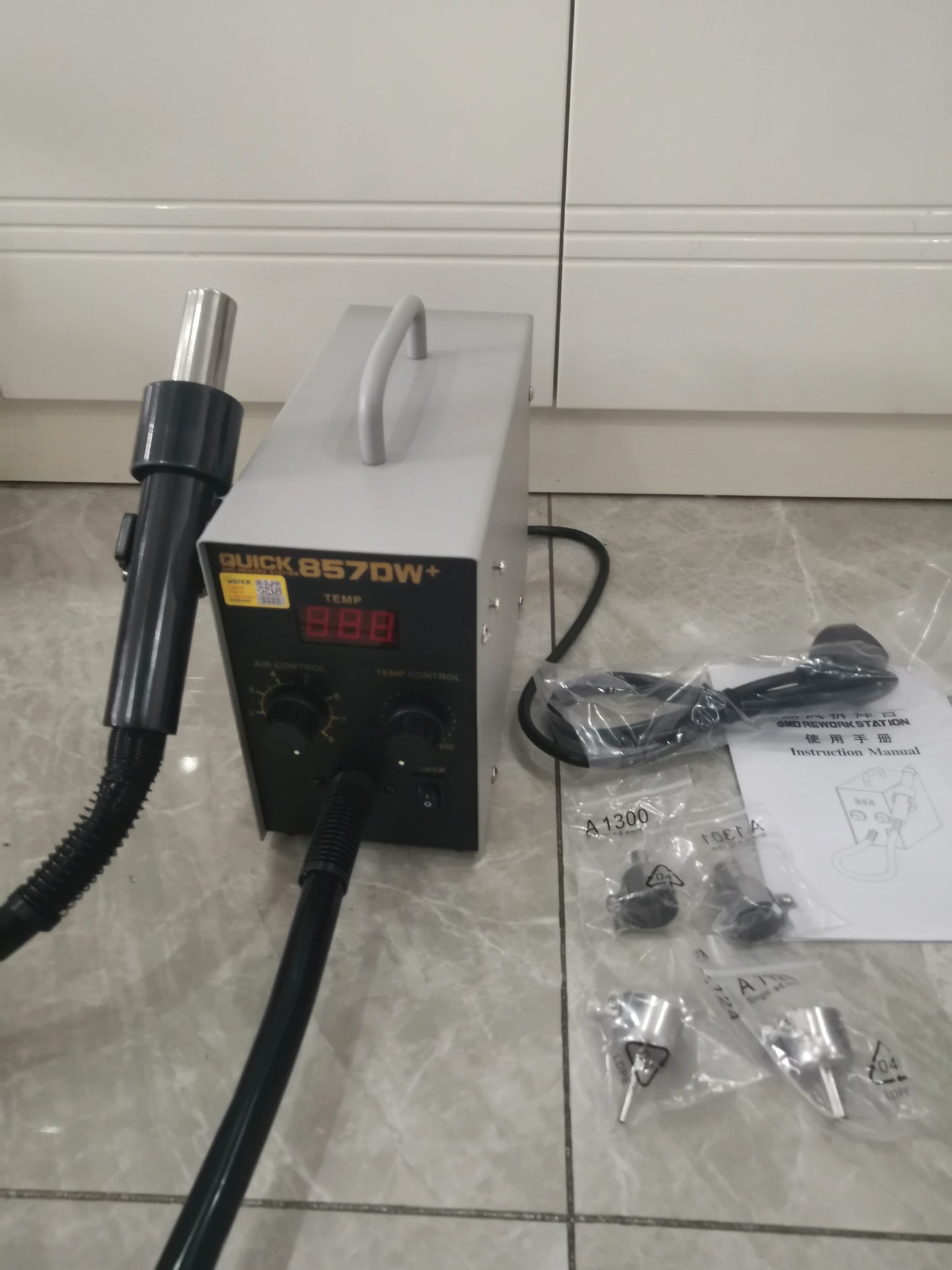 QUICK 857DW+ Hot Air Rework Station | 580W Adjustable Heat Gun SMD Soldering Desoldering product image 4