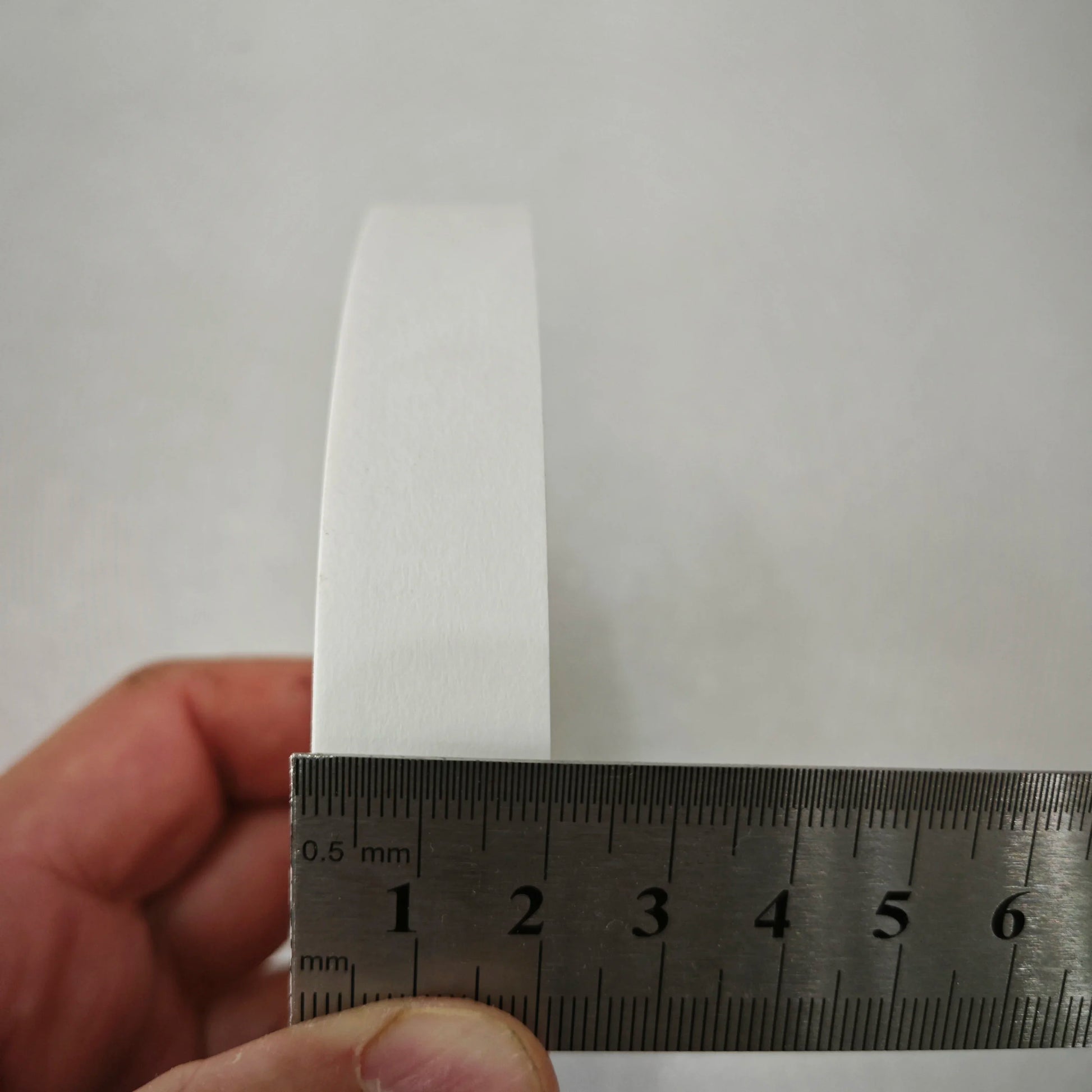 20mm paper banding tape width measured with ruler