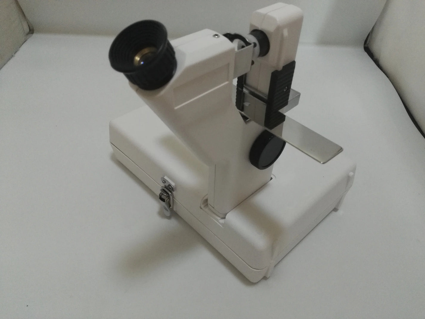 Manual Lensmeter / Lensometer Focimeter | Optometry Machine DC 3V main product image