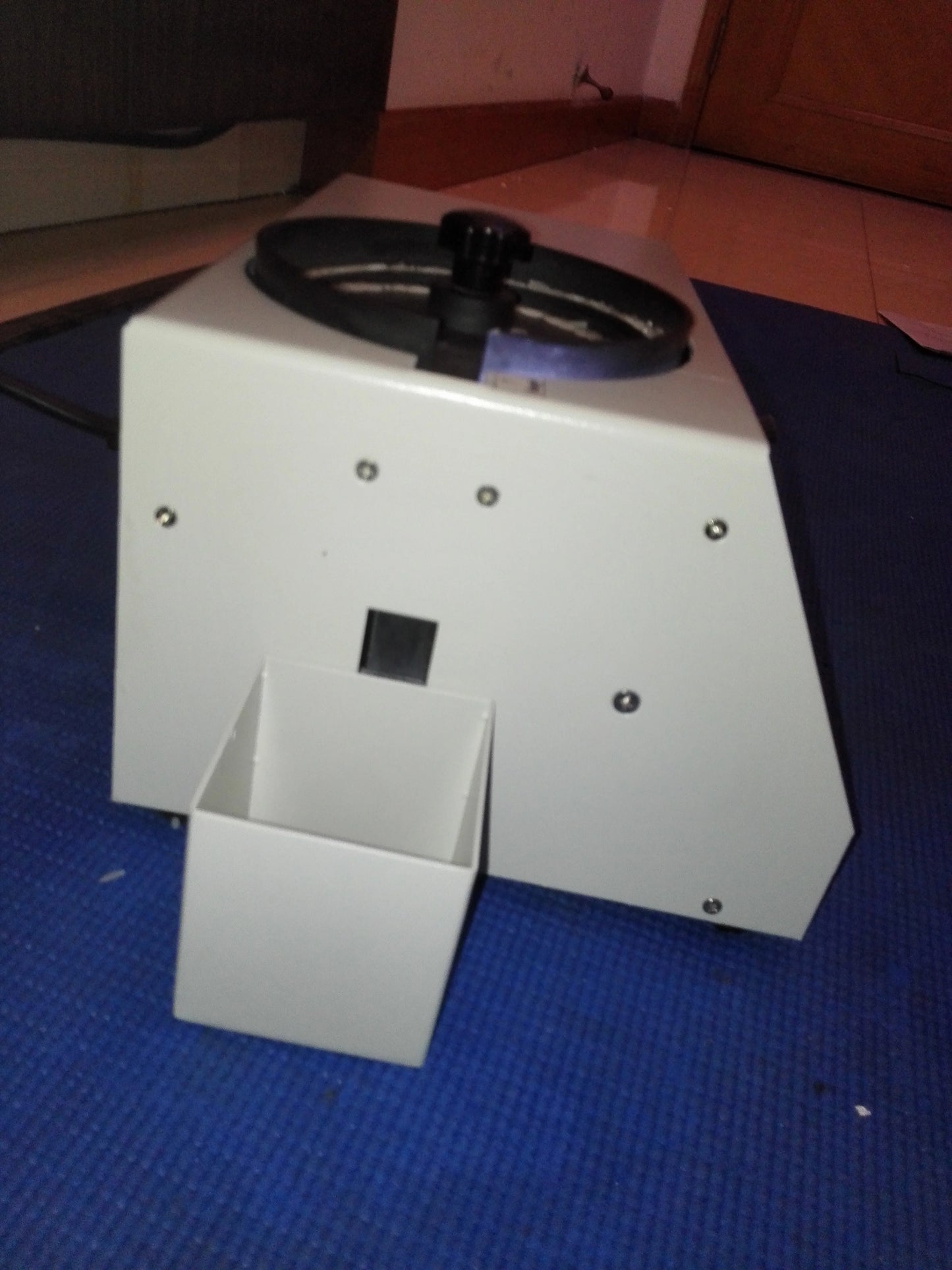 SCM-C Automatic Seed Counter | Digital Seed Counting Machine for Various Shapes 110V/220V product image 4