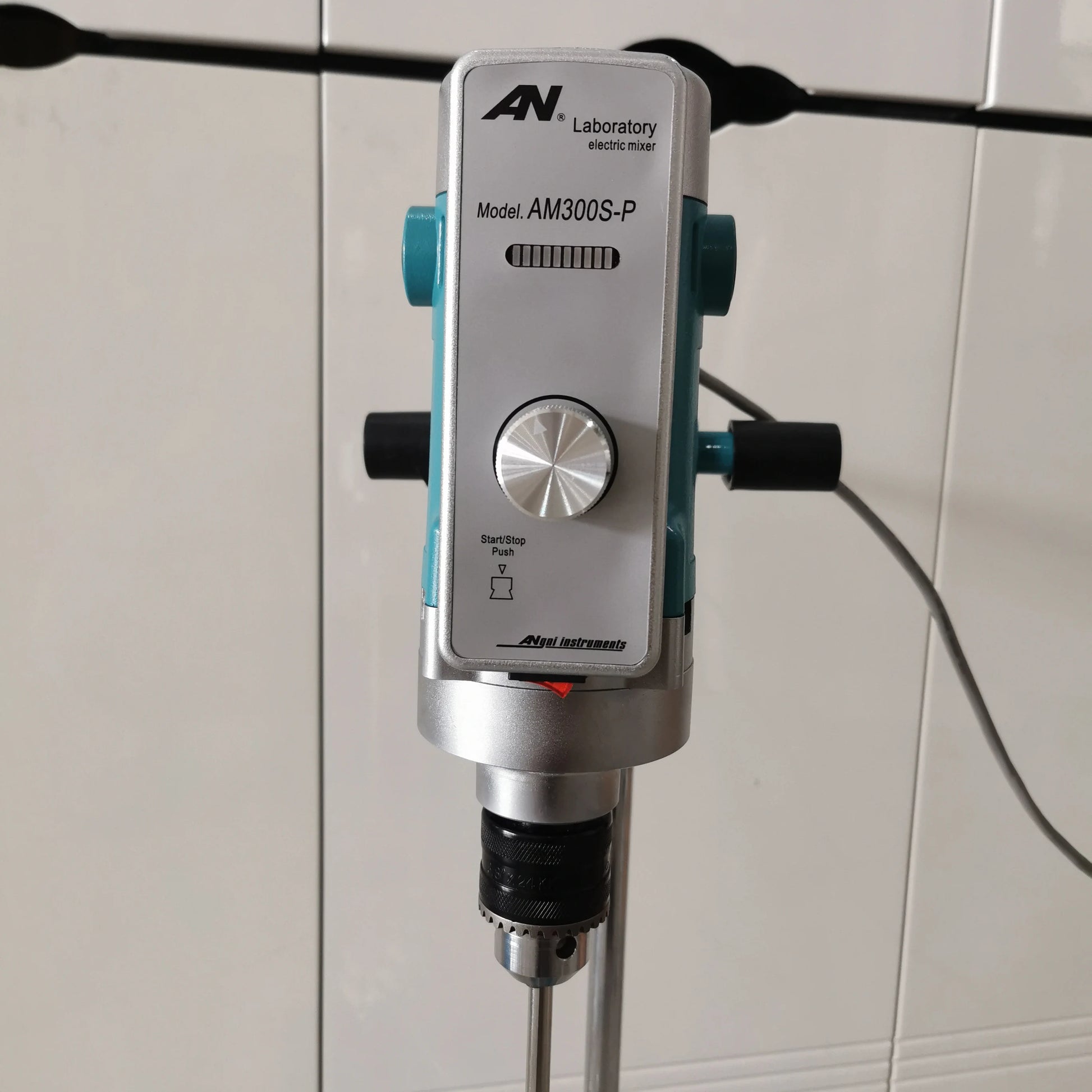 AM300S-P Electric Lab Mixer | 40L Mixing Machine Agitator 100–1800RPM Variable Speed product image 5