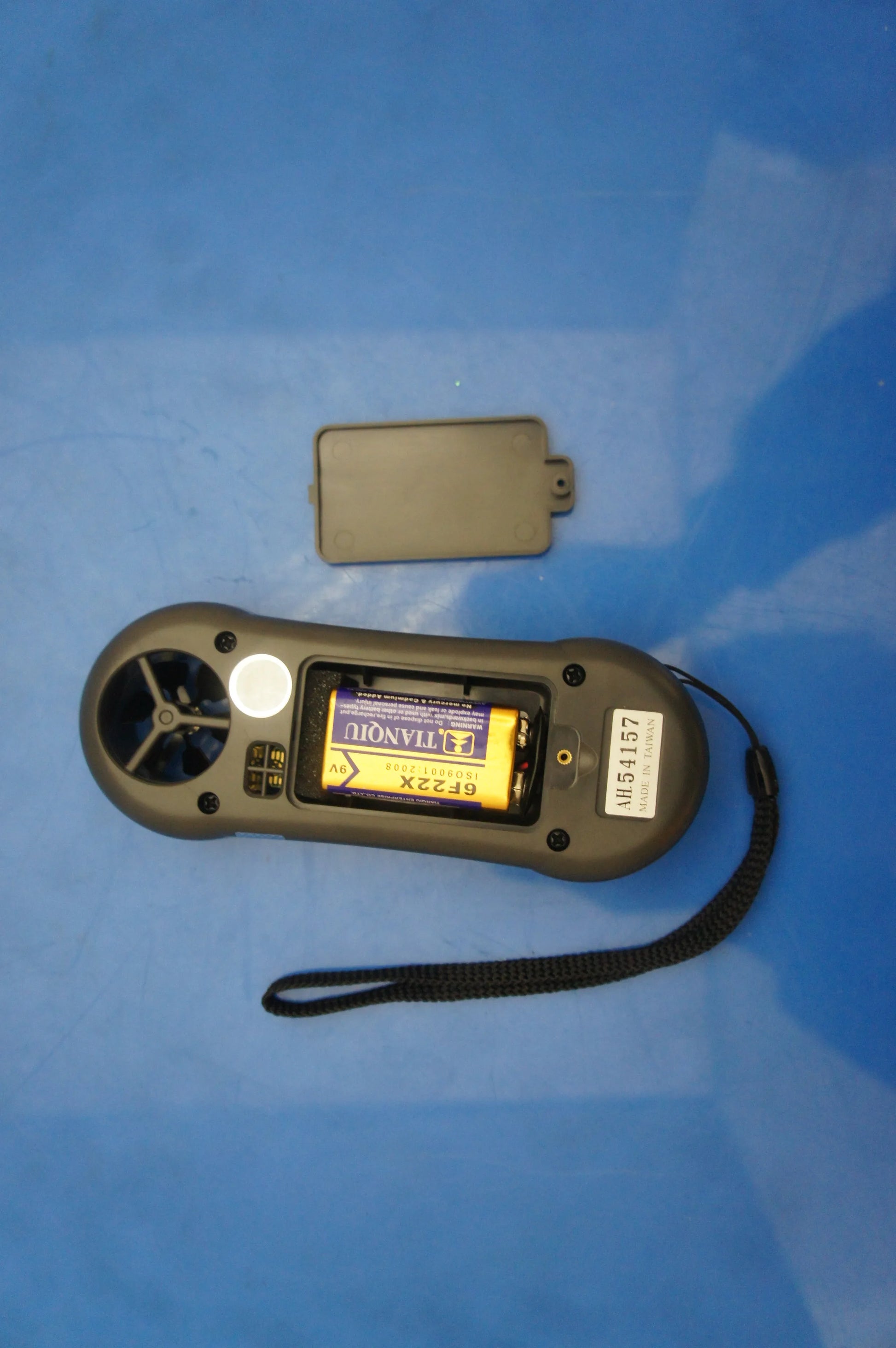 Lutron LM-8000A Digital 4-in-1 Environmental Quality Meter Anemometer Humidity Light product detail image 4