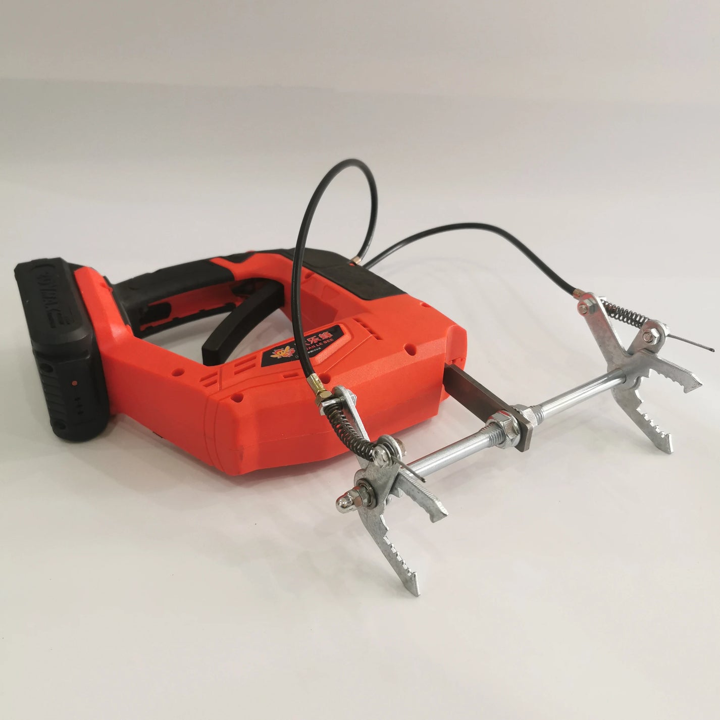 Rechargeable beekeeping bee sweeping machine product detail