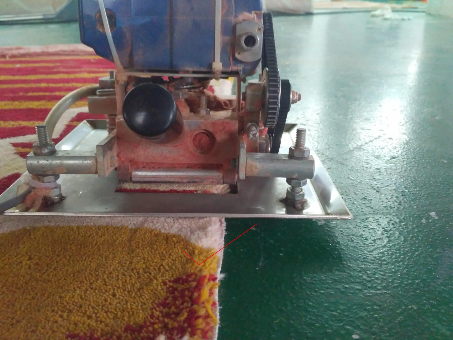 CP-I Carpet Shearing Machine for Tufting Rugs | Professional Rug Pile Trimming Tool product image 4