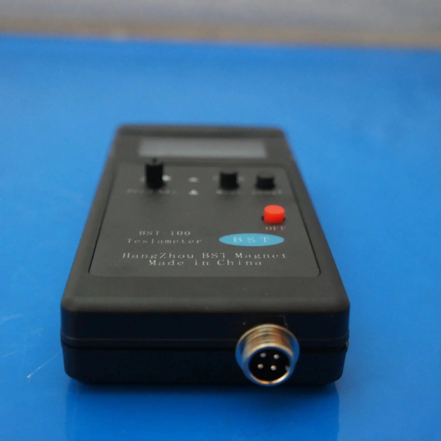 BST100 Professional Gaussmeter | Magnetic Field Tesla Meter BST-100 0~2000mT High Precision product detail image 4